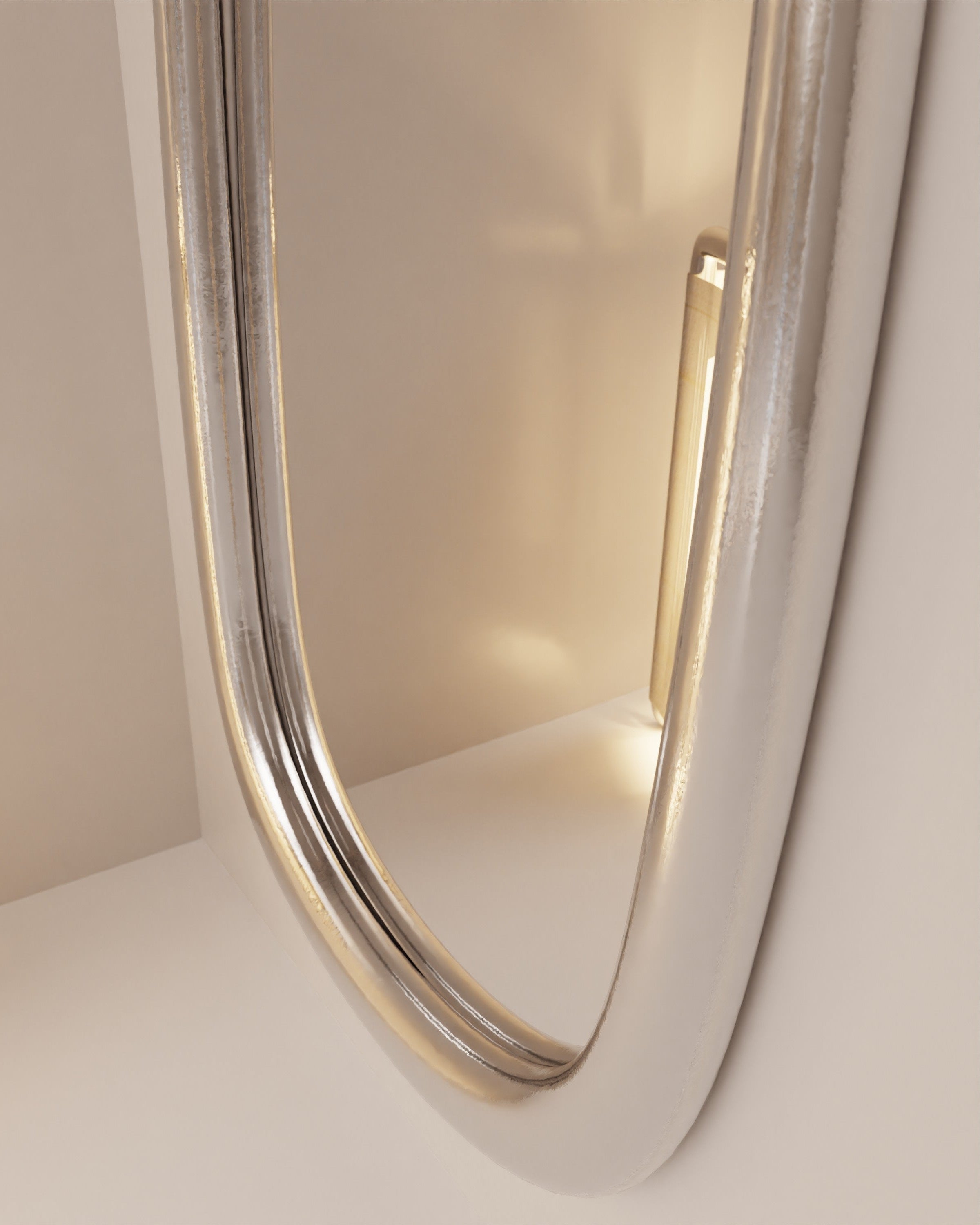 “LAGO” Wall Mirror | Liquid Metal