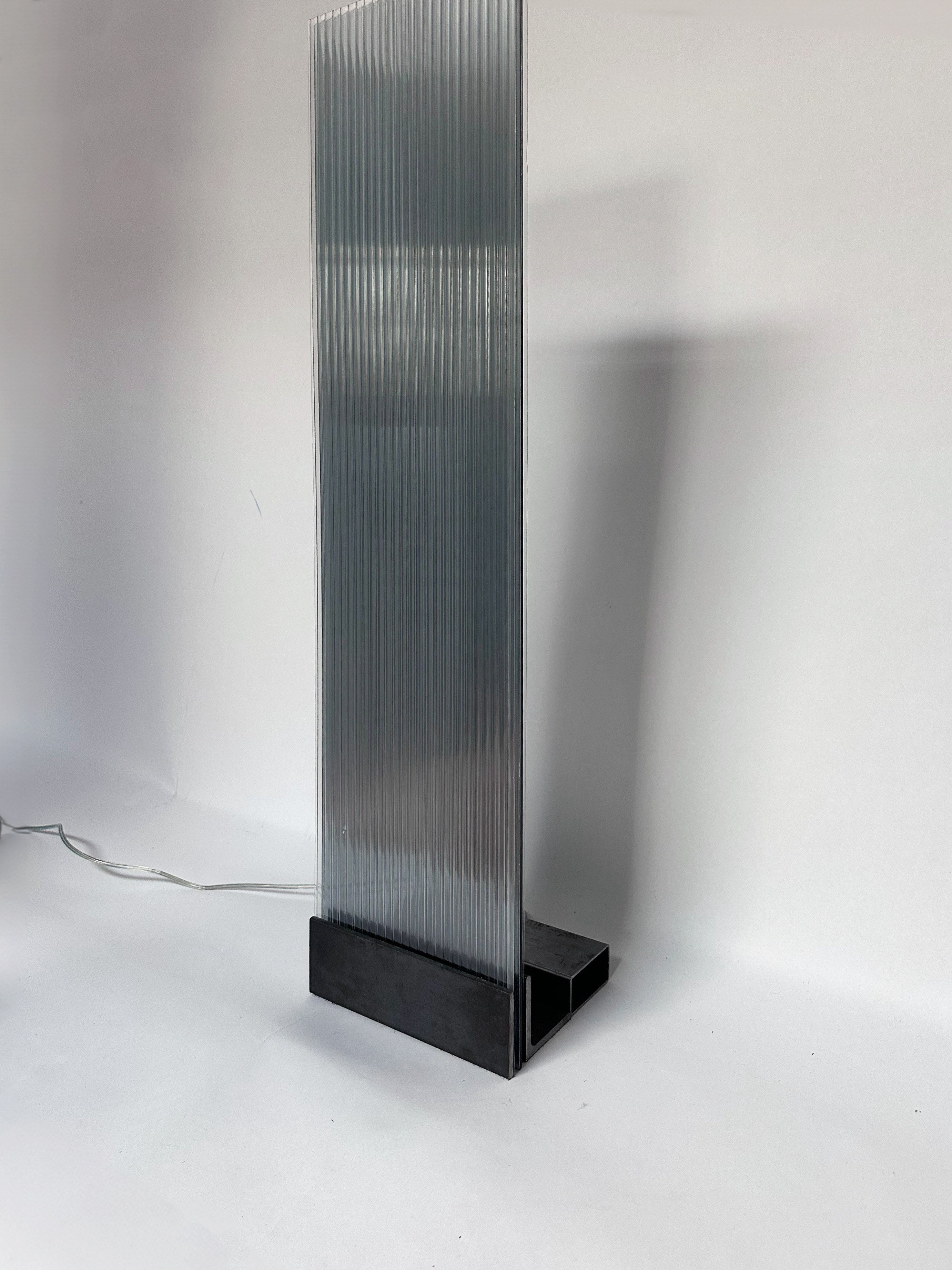 POLY-C-1 extra tall - smoke — side view highlighting ribbed glass design