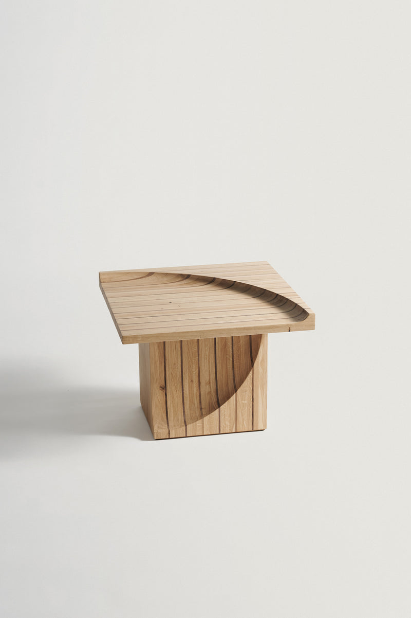 Trama Coffee Table in Wood and Oak by Rosana Sousa | The Oblist