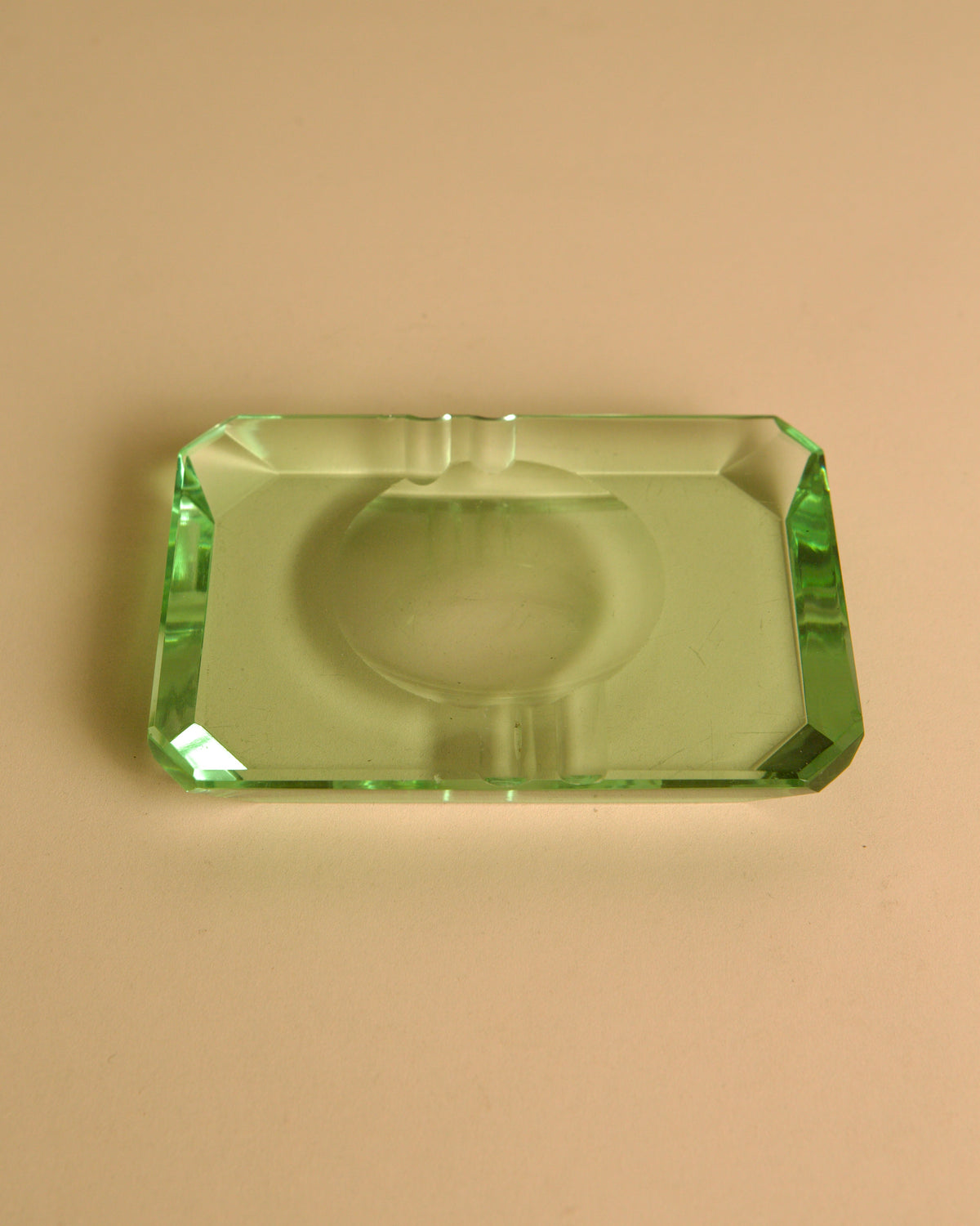 Small Fontana Arte glass ashtray, 1950s — detail view