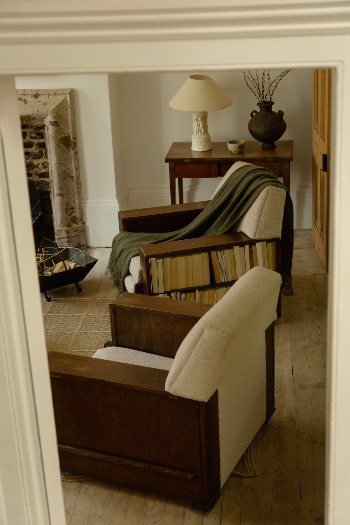 Edition 03 - Sillon - Bois — side angle