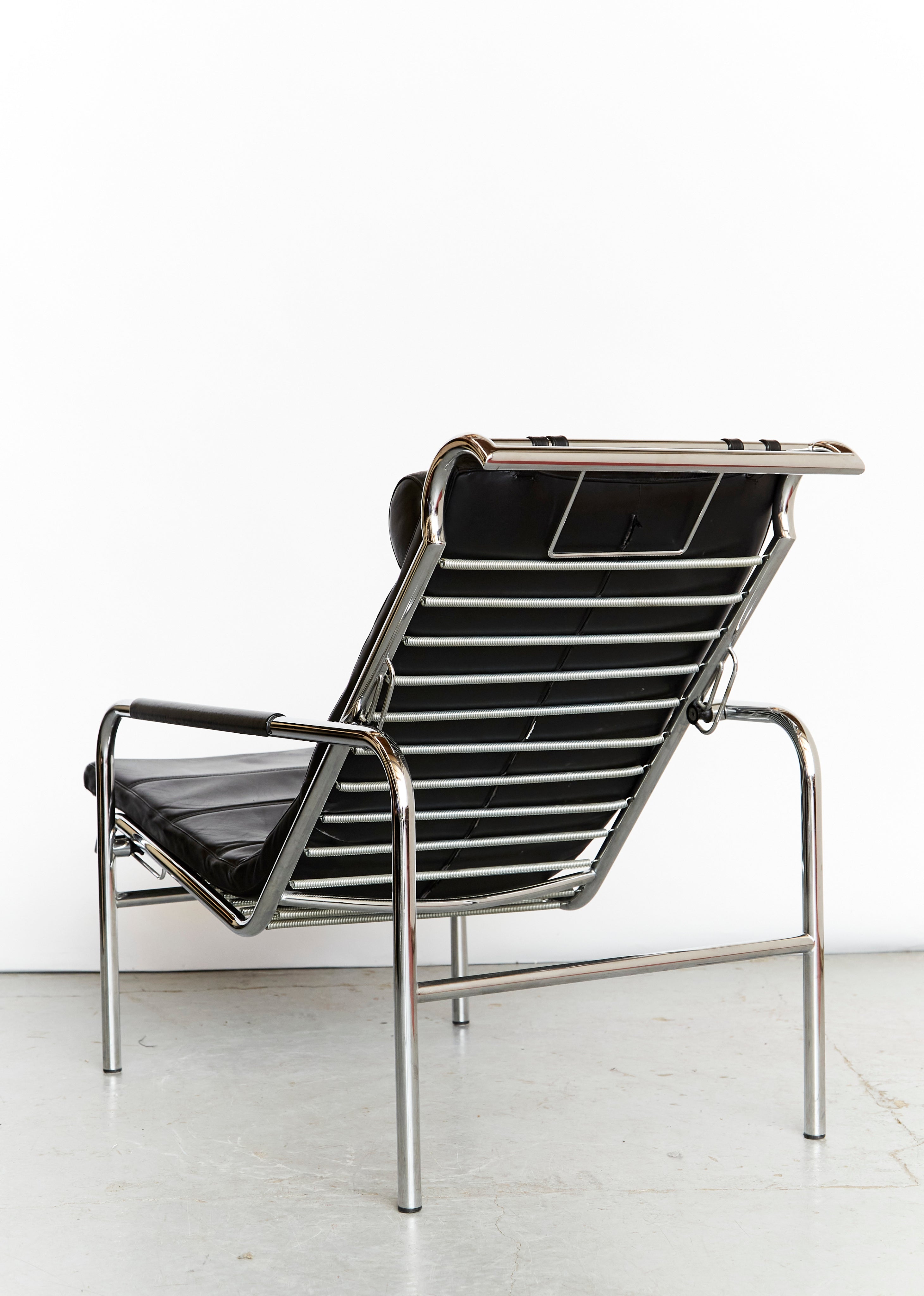 Gabriele Mucchi "Genni" Chaiselongue & Ottomane for Zanotta — alternate view