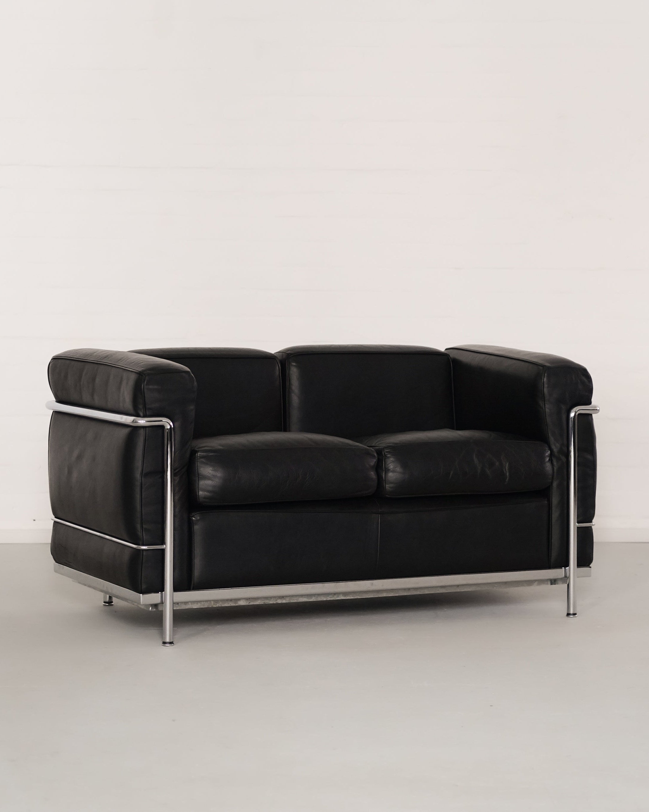 LC2 by Le Corbusier, Pierre Jeanneret and Charlotte Perriand for Cassina