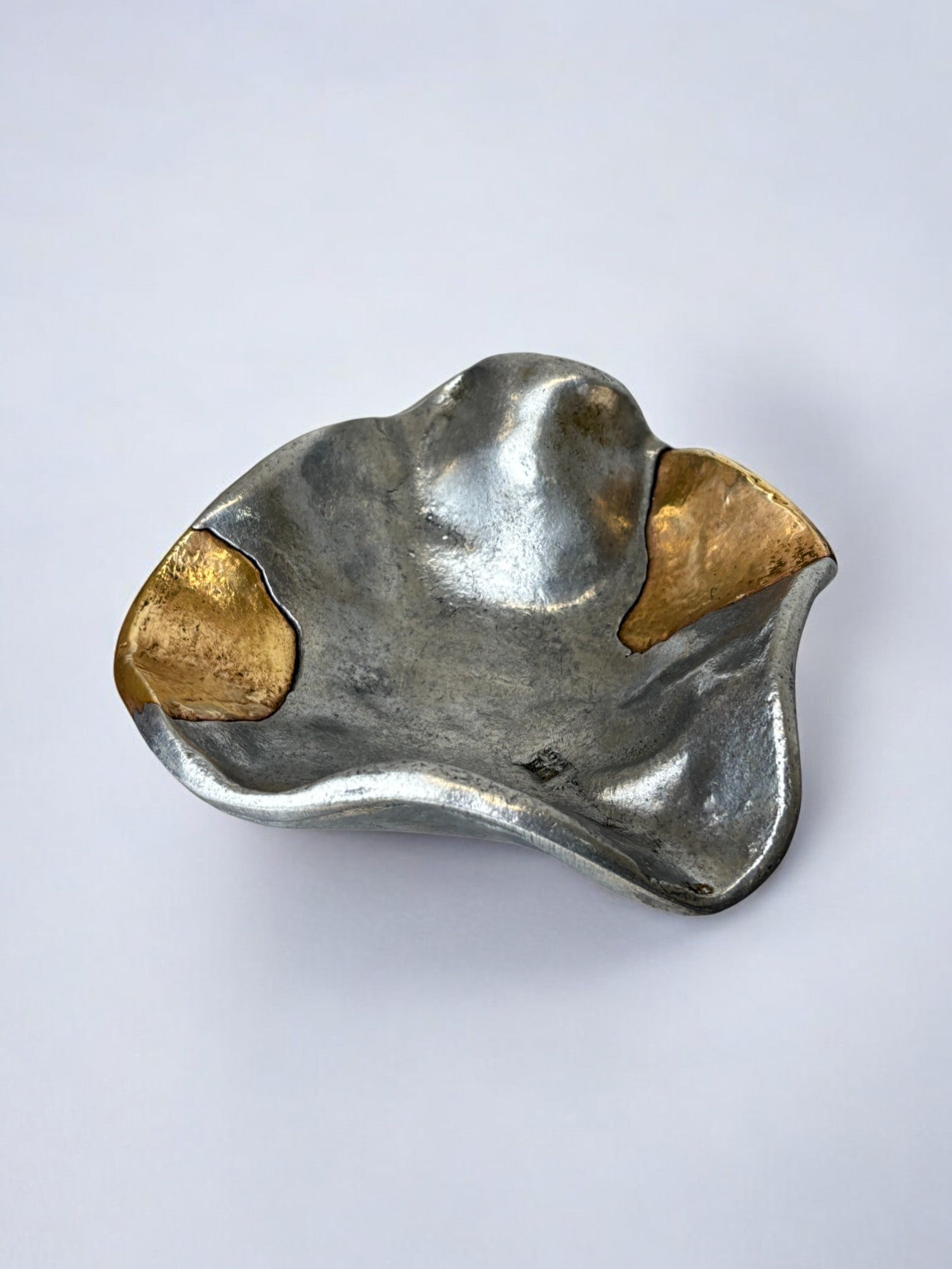 Brutalist tray by Art3, in Brass, Spain  1980's by Malamar Studio | The Oblist