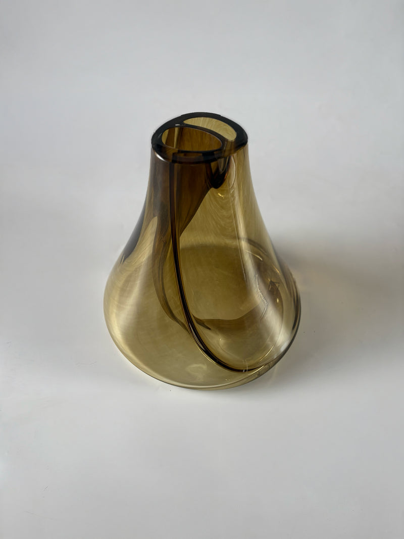 Elara Vase IX — detail view
