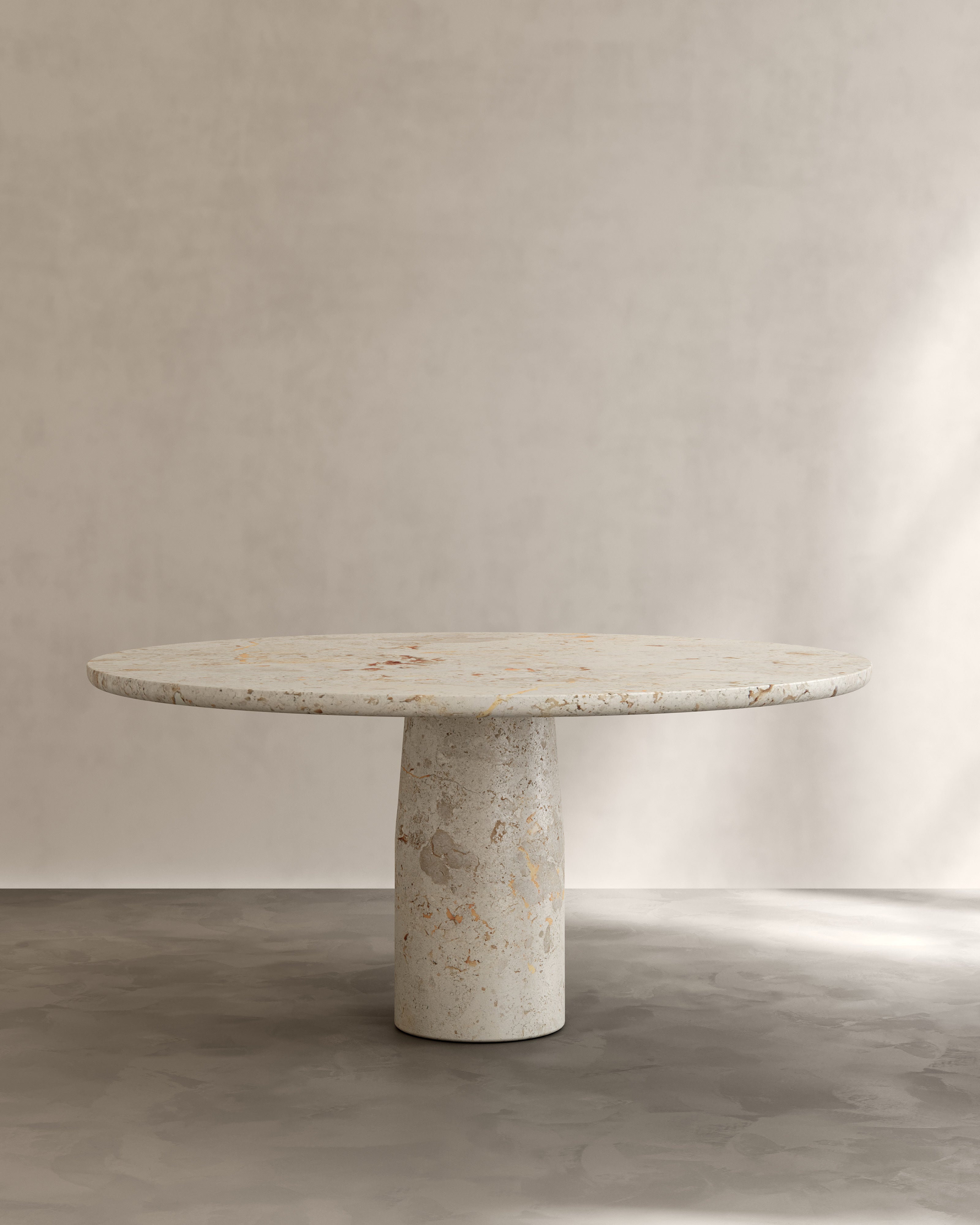 Isola III Dining Table