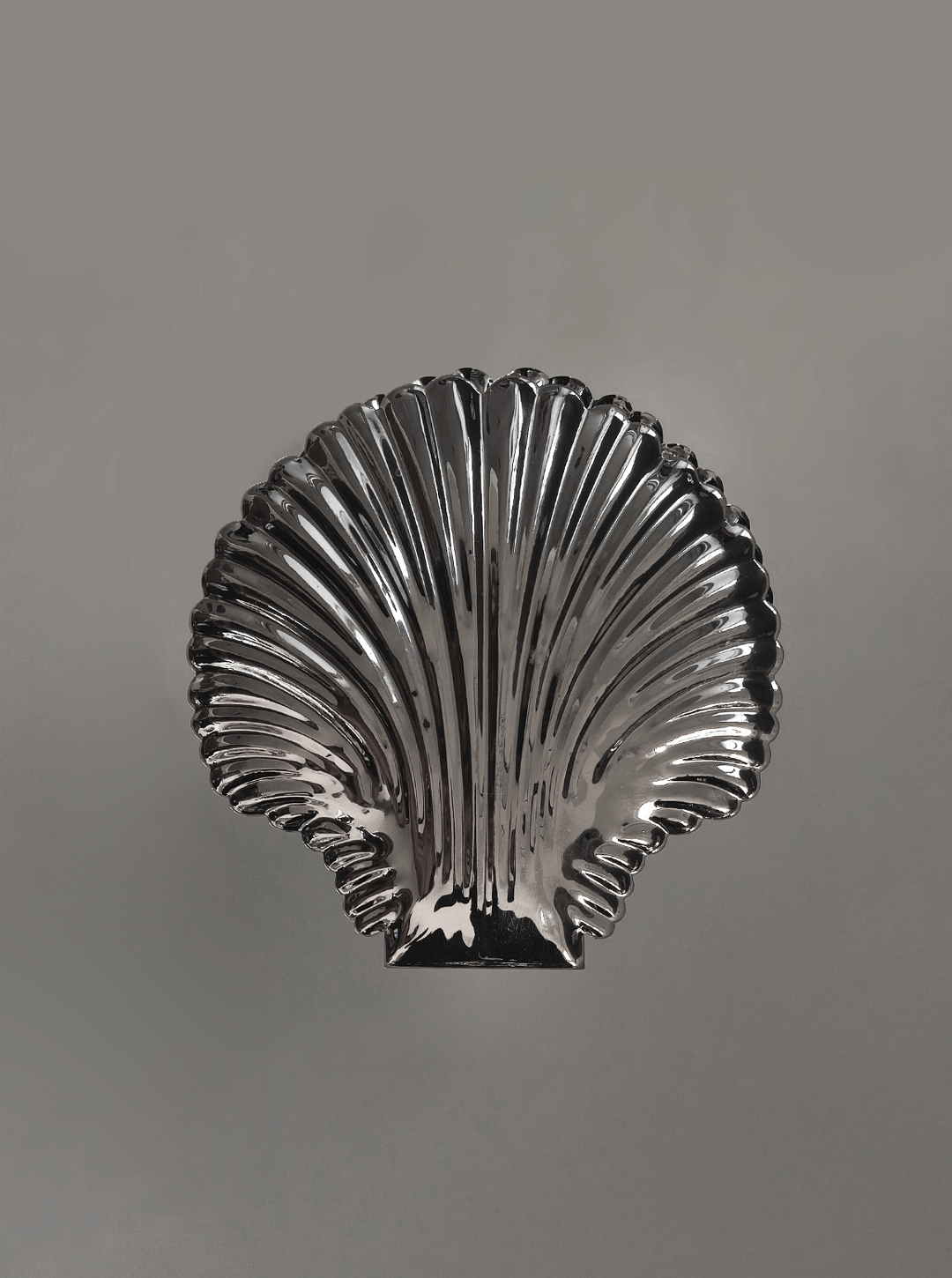 Shell Vide-poche by Les Objoies | The Oblist — handcrafted ceramic, glossy black finish