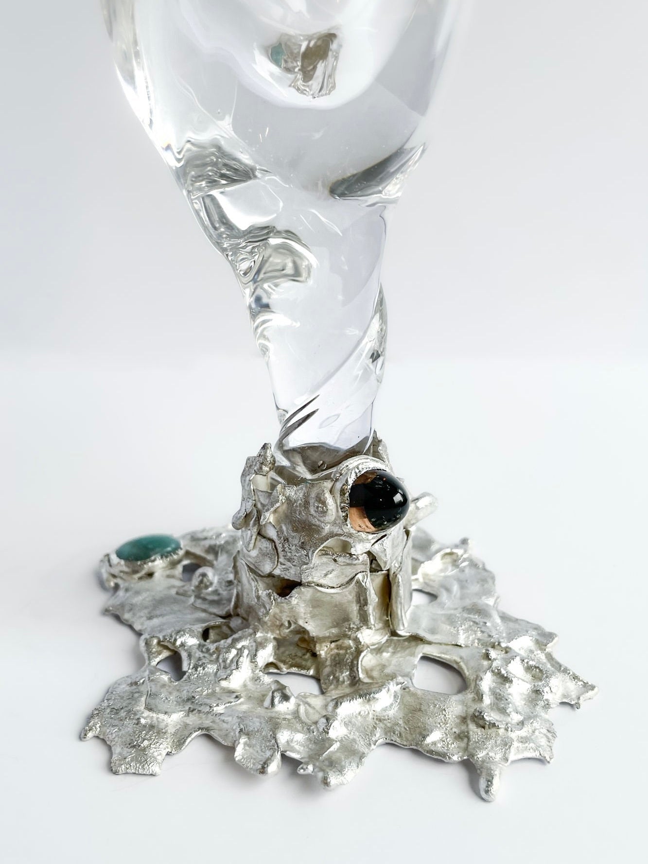 Jewelled Goblet no. 6 x Lindsey Fontijn — close-up of silver base with gemstones