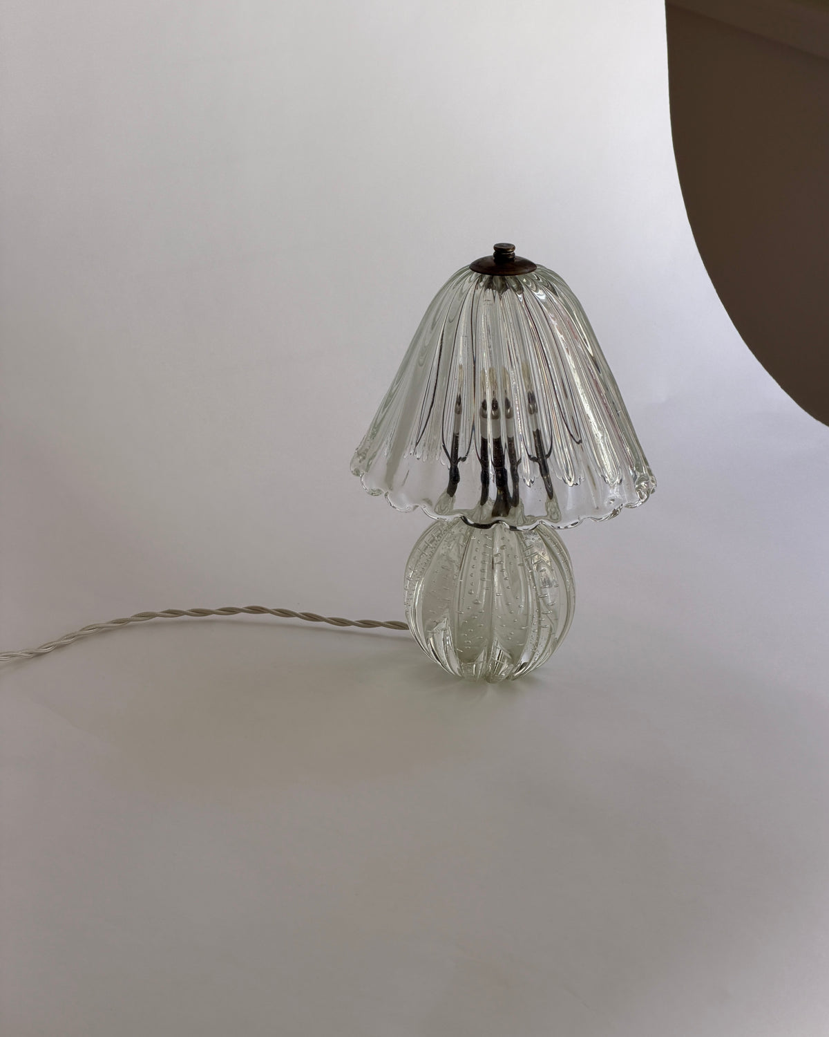 Vintage clear Murano glass table lamp by Millefiori Interior | The Oblist
