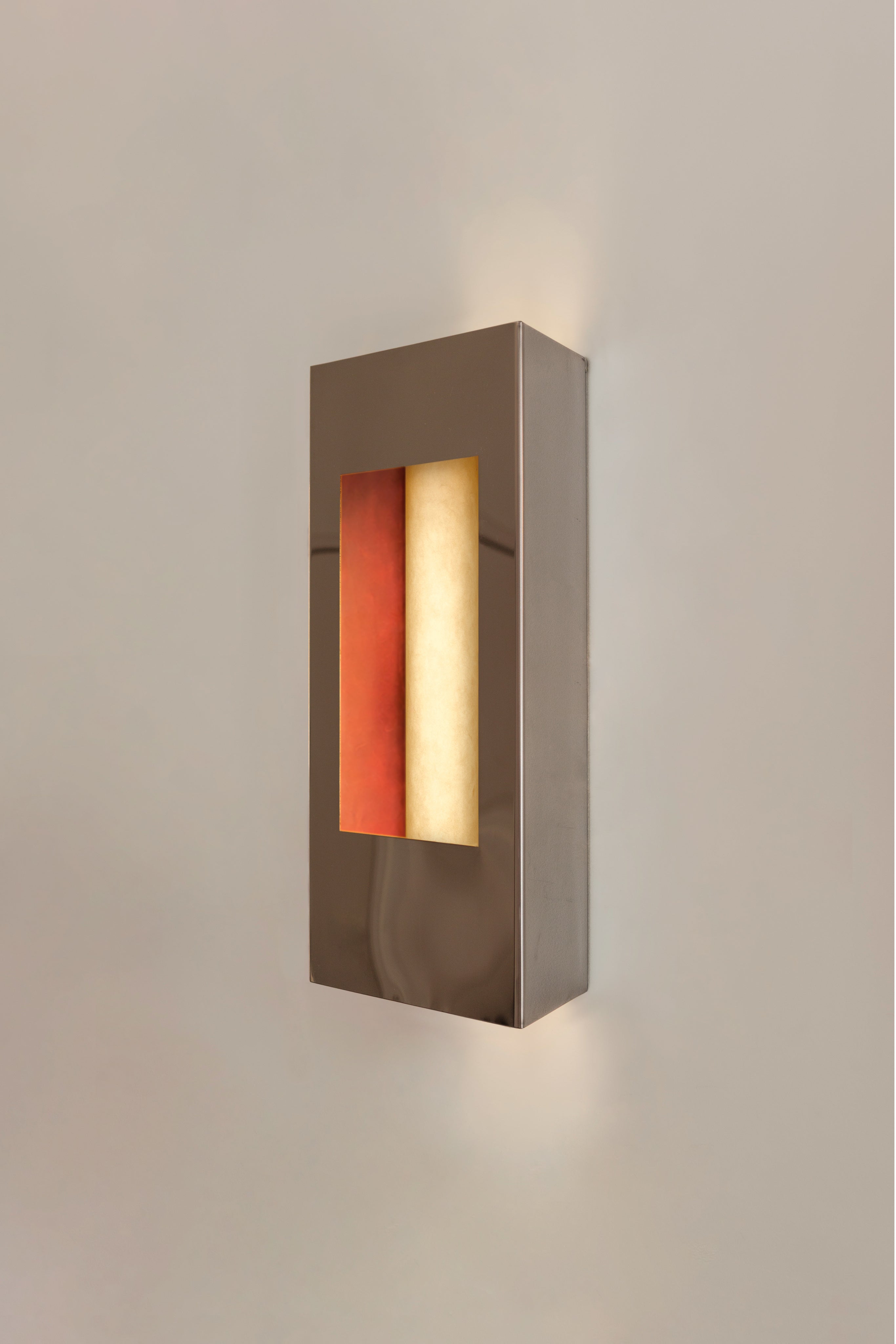 'Archi' Wall Lamp — close-up