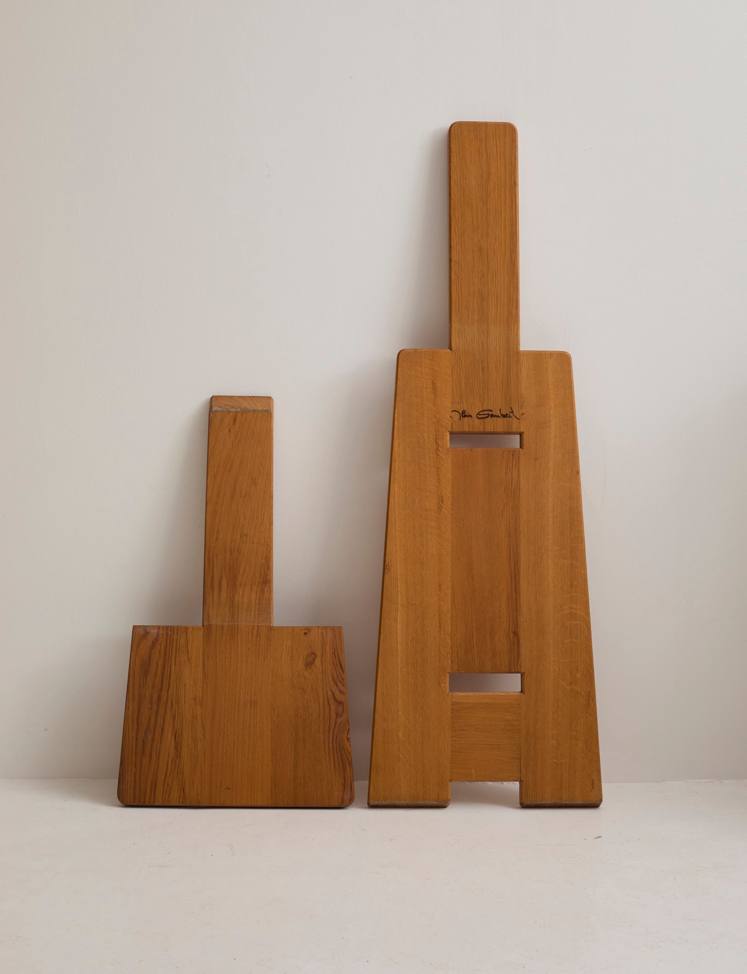 French Palaver Chair by Alain Gaubert in Solid Oak c. 1980 (Signed) — view 10