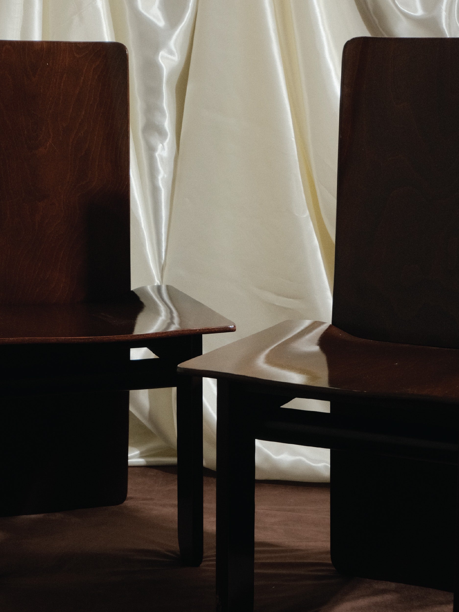 Carlo Scarpa Set of 4 Dining Wood Chairs — in context