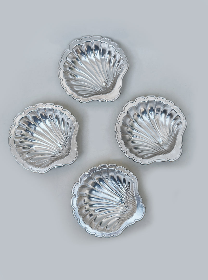 Set of 4 Shell Cups by Les Objoies | The Oblist — silver metal finish