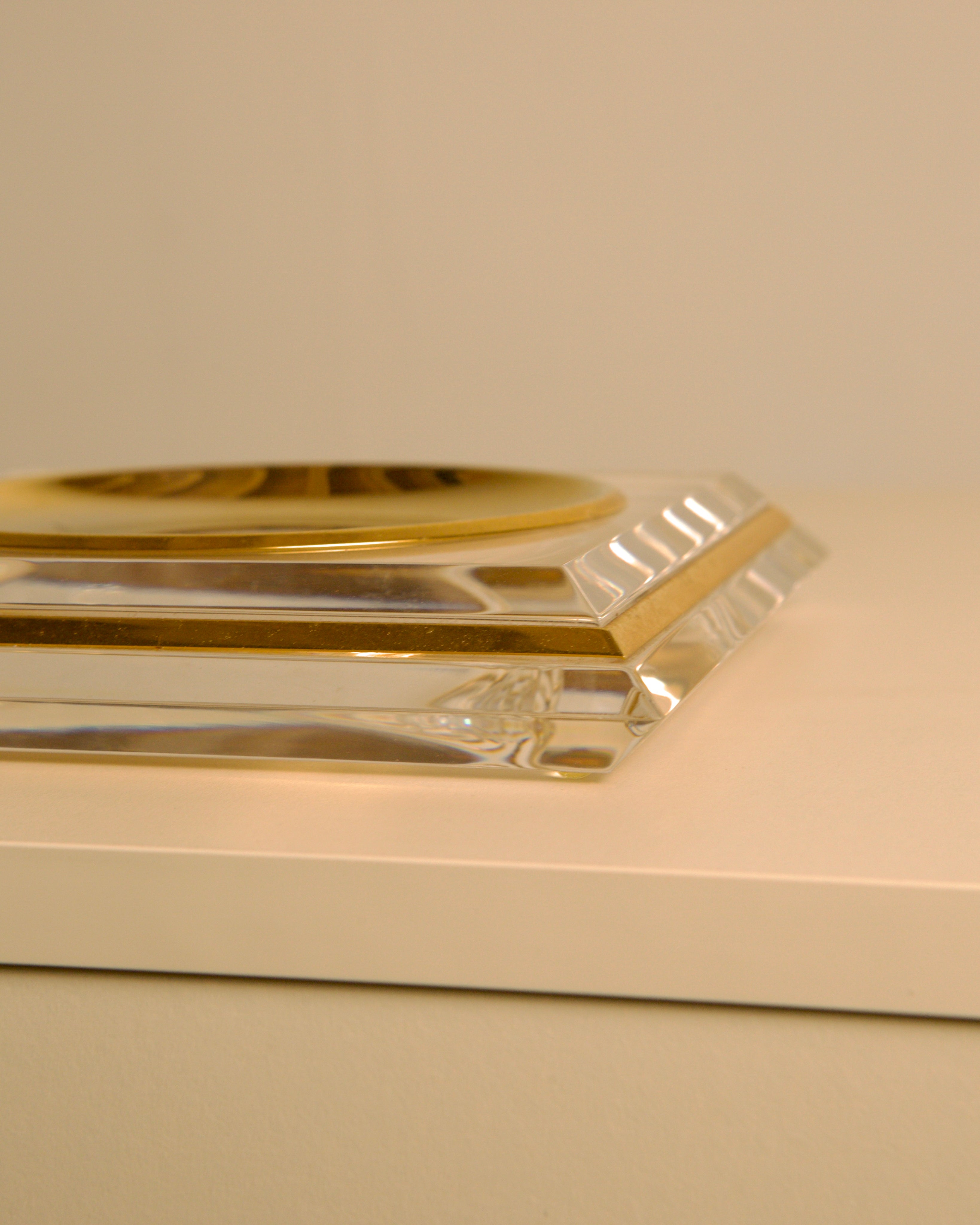 Italian "Pyramid" Trinket Dish in Brass and Plexiglass, 70s — angled view highlighting brass and clear plexiglass details