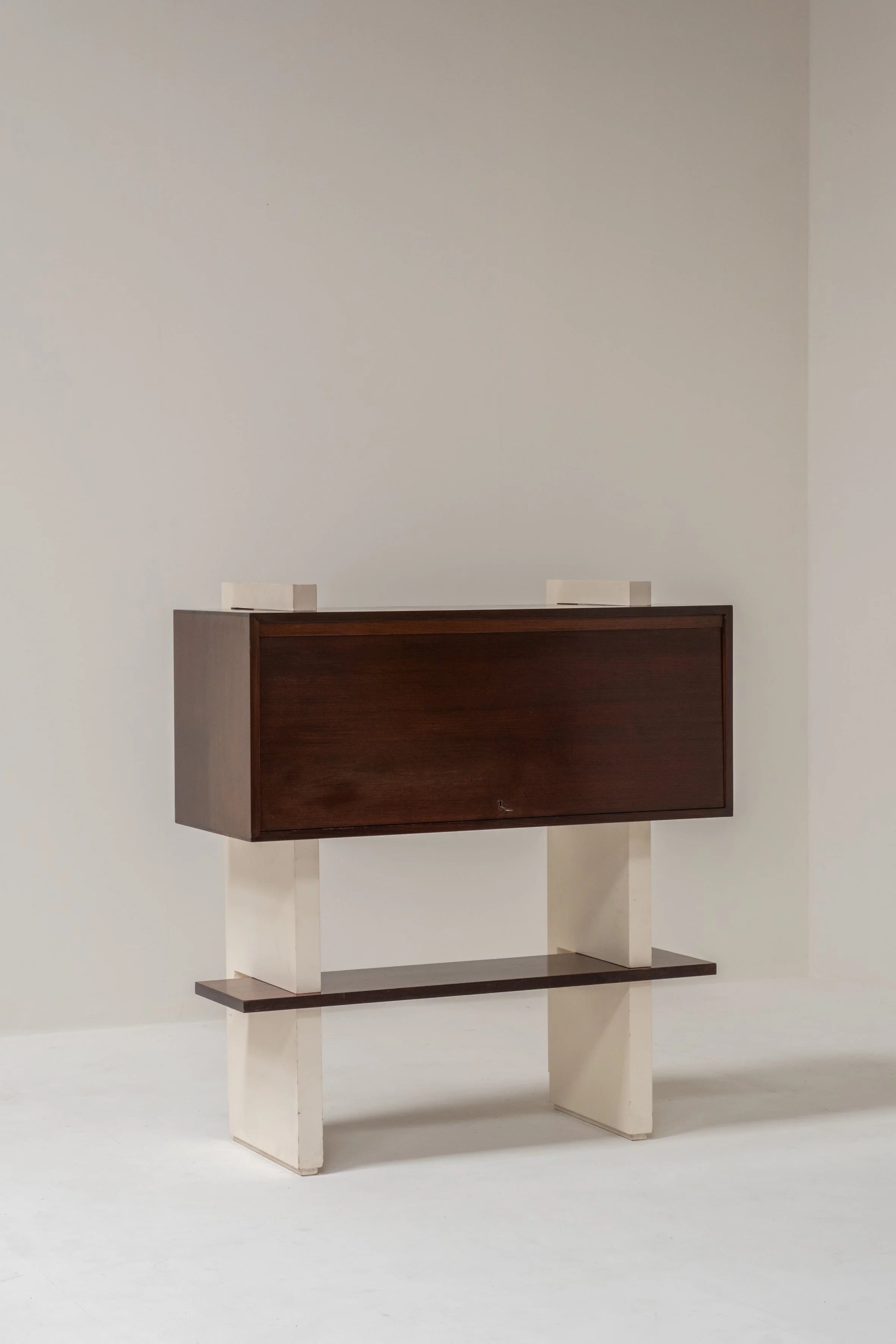 Wall Unit “Extenso” by Amma Torino, Italy 1960s — detail view