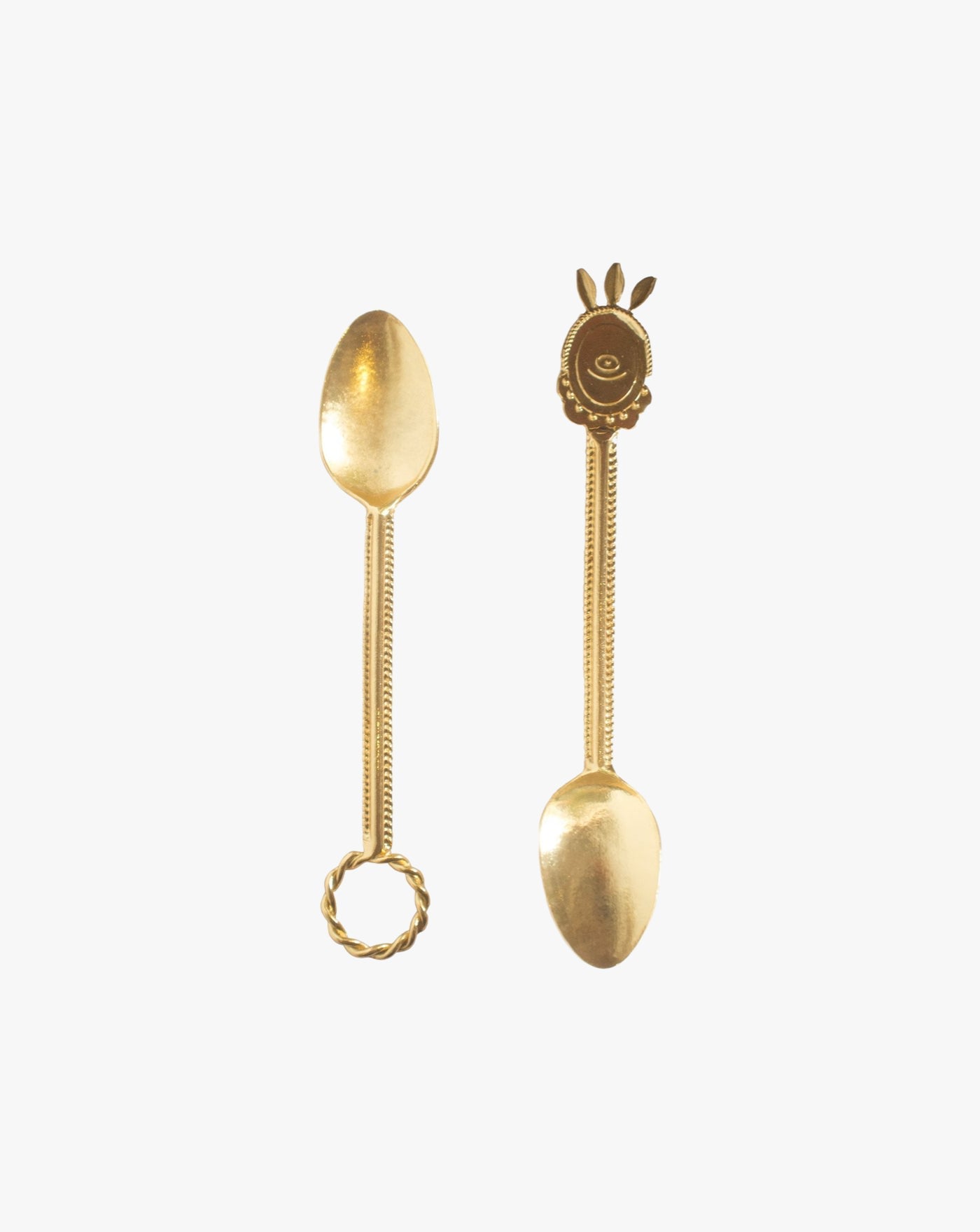 Wreaths Tea Spoon — detail view