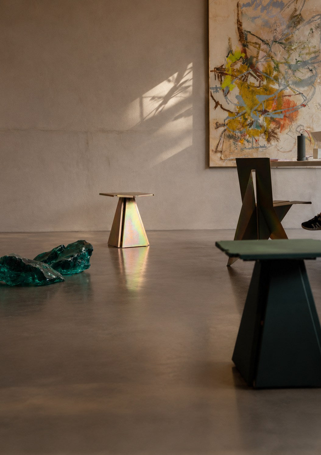AO25 Stool in Steel and Aluminium — lifestyle setting