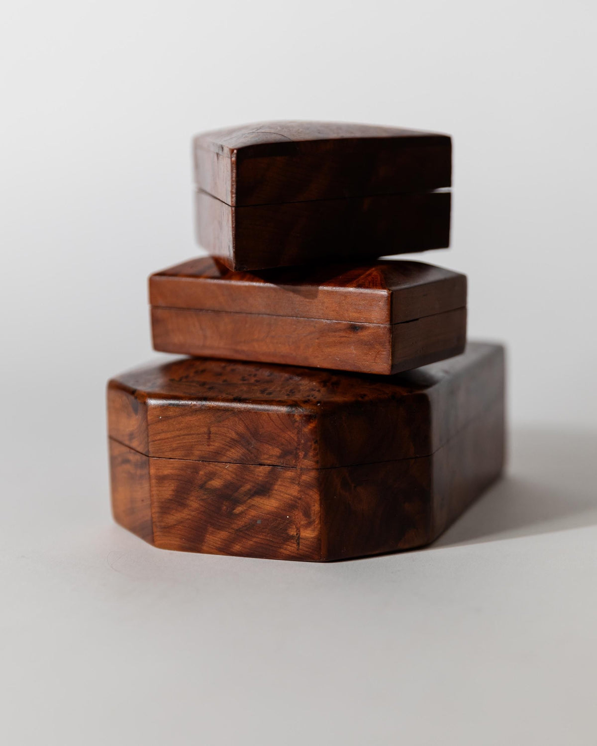 Vintage 1970s Burl Wood Desk Set of 3 Boxes, Different Sculptural Shapes, Mid Century Wooden Storage, Elegant Office Accessories, Gift Idea — view 9