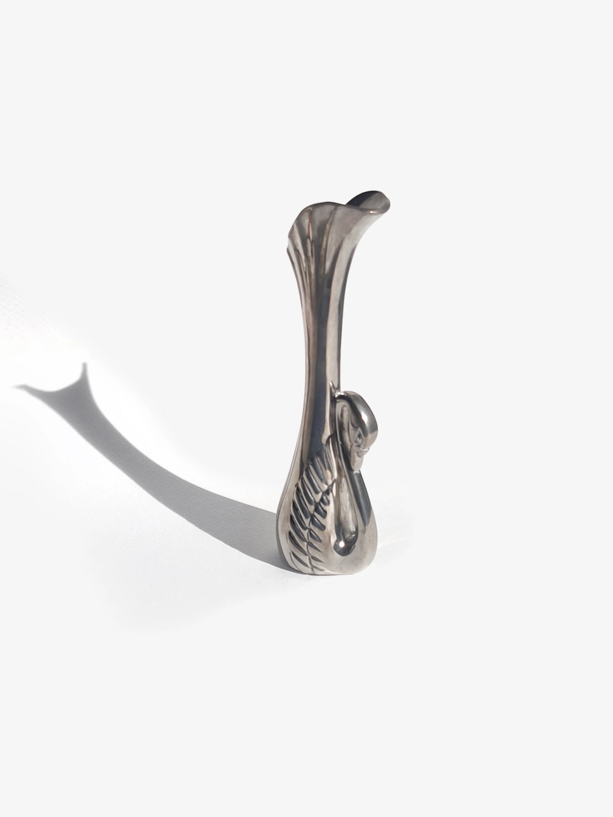 Swan Soliflore by Les Objoies | The Oblist