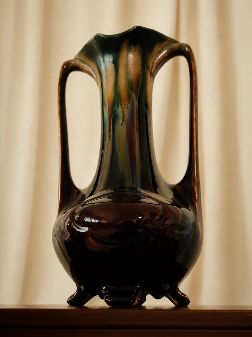 Iridescent glazed Vase in Ceramic by Truffe Studio | The Oblist