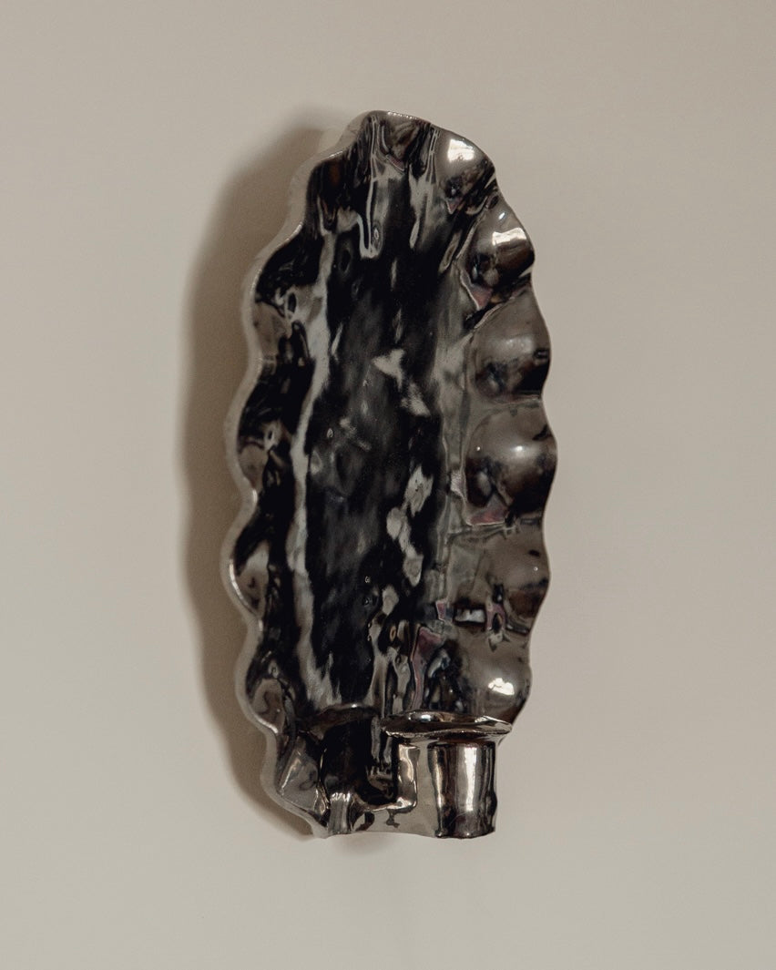 The Ortigia Sconce - 24 Karat Platinum Glaze — close-up