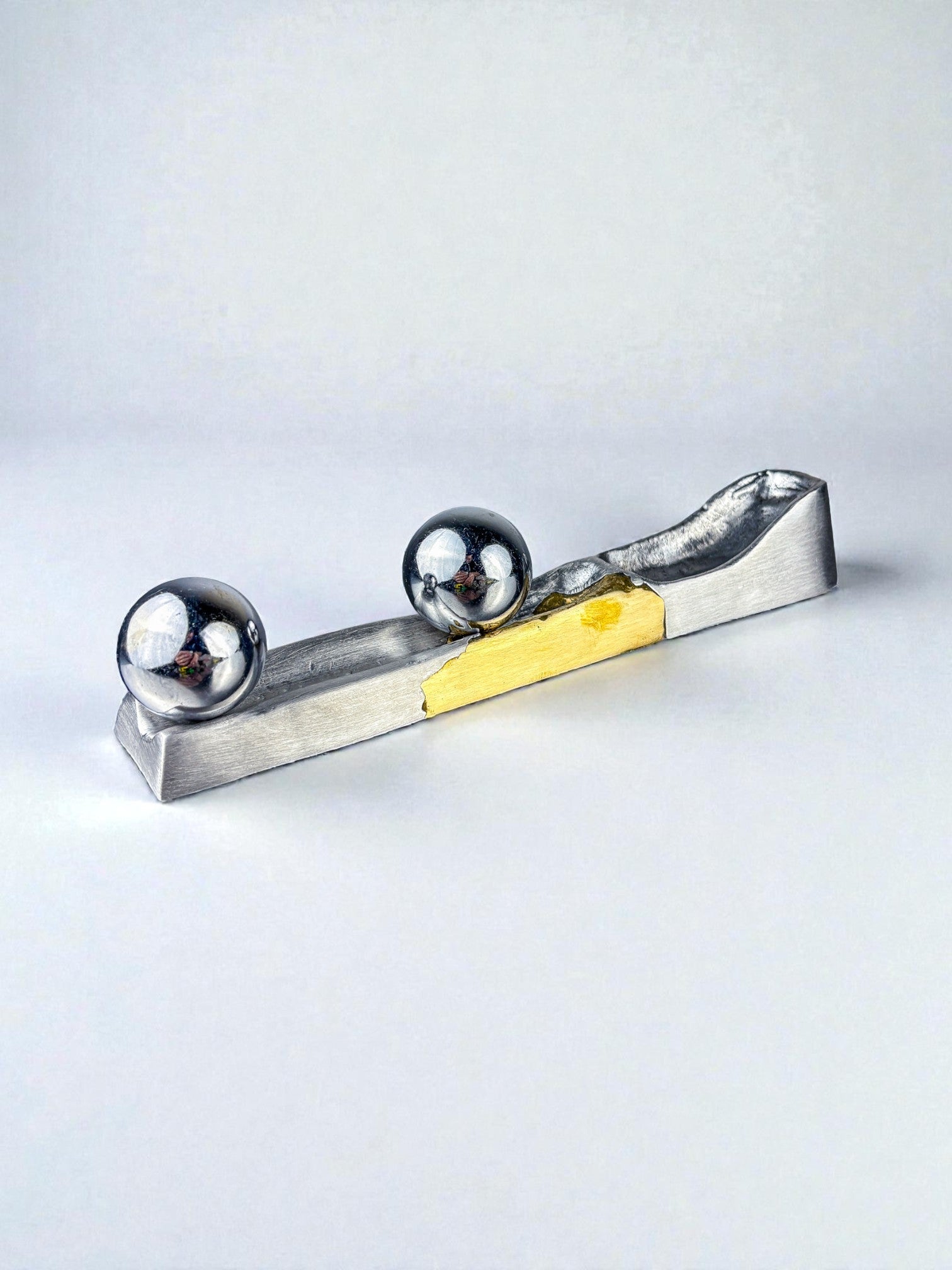 Brutalist Qi Gong Balls Desk Set by Art3, Bronze & Aluminium, Spain, 1980s by Malamar Studio | The Oblist