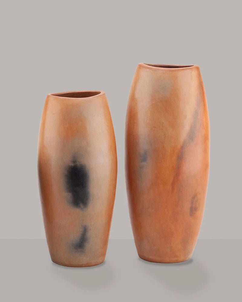 A pair of burnished earthenware decorative vessels by RELIC LONDON | The Oblist