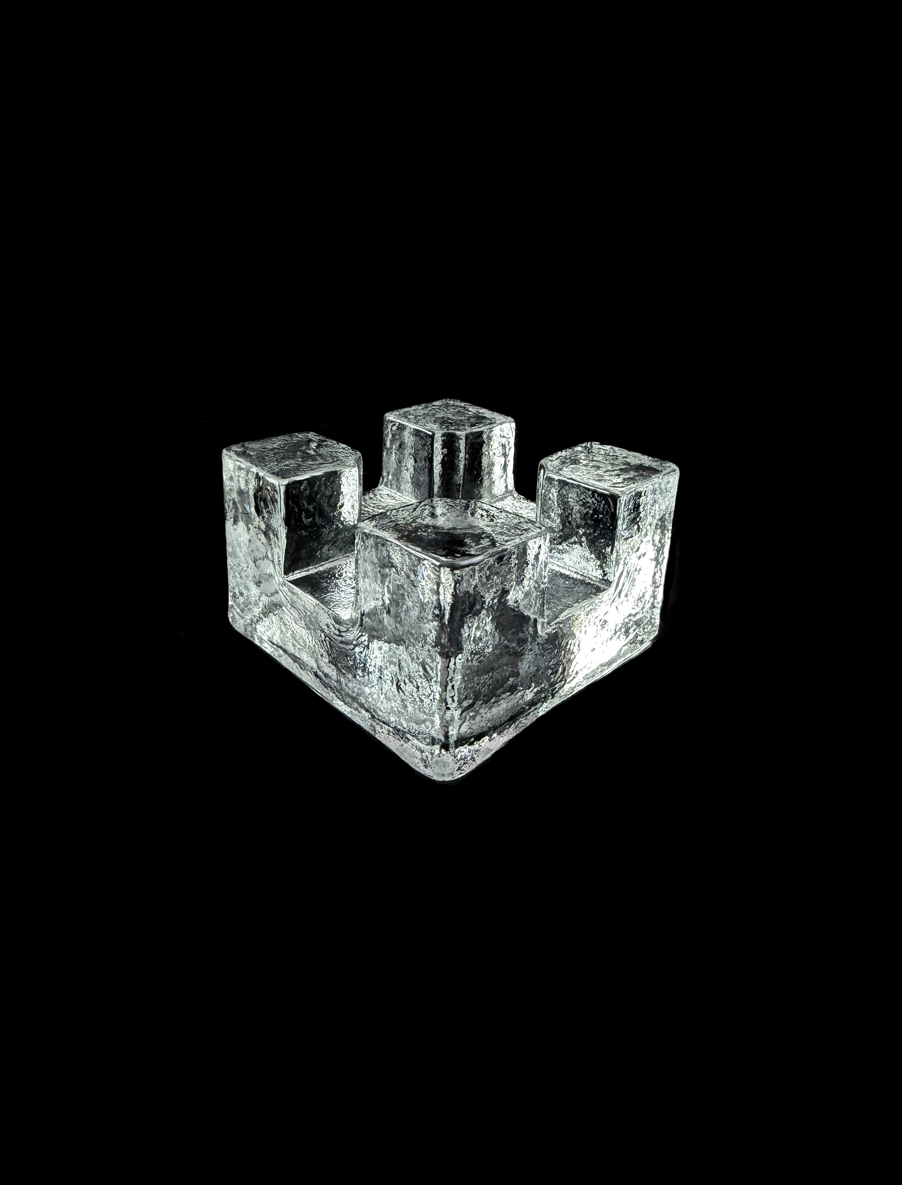 Glass candle holder by LA PARADE | The Oblist