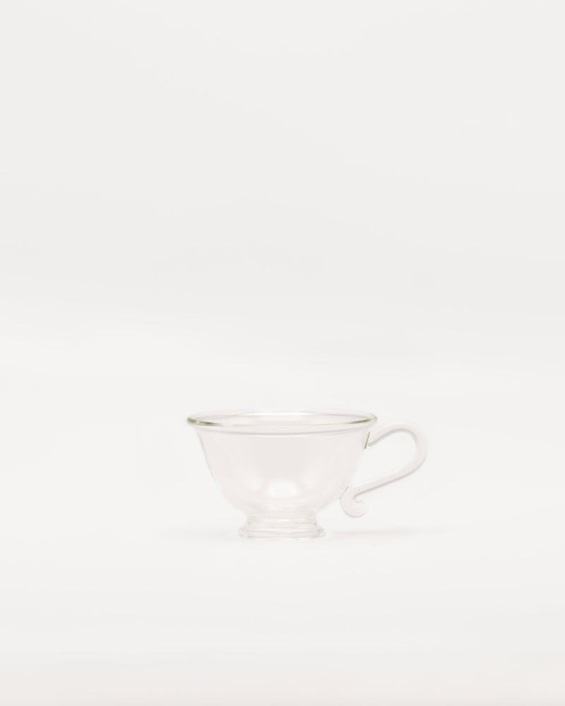 L'Espresso Set — close-up of clear glass espresso cup