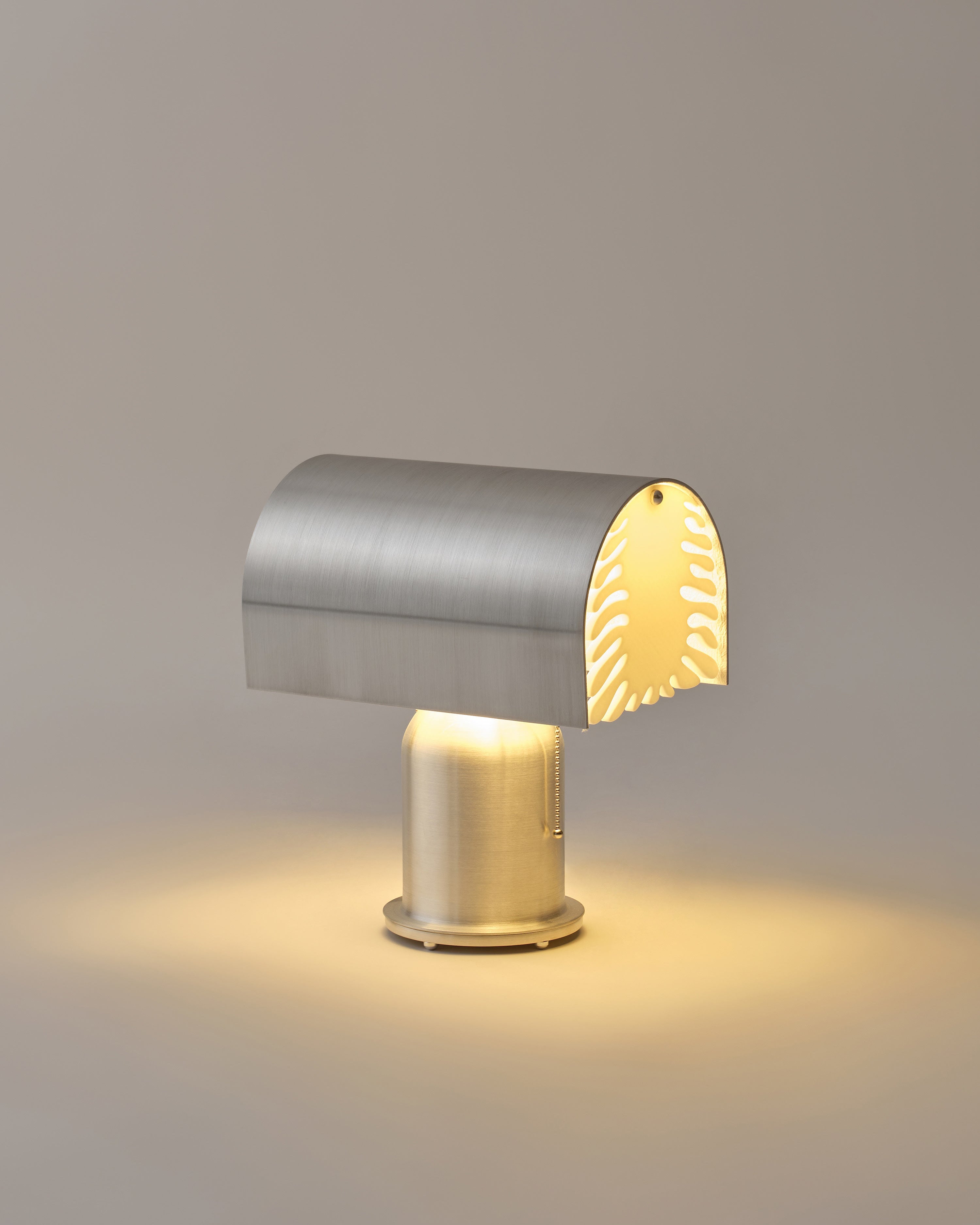 Hun Lee Bloom Table Lamp - Thumbnail 3