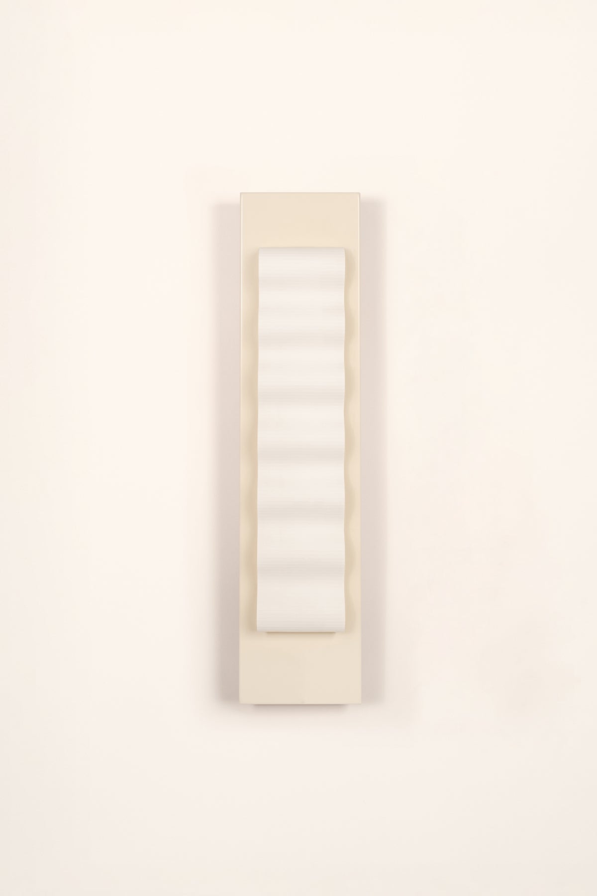Frame Slim L CE — in context