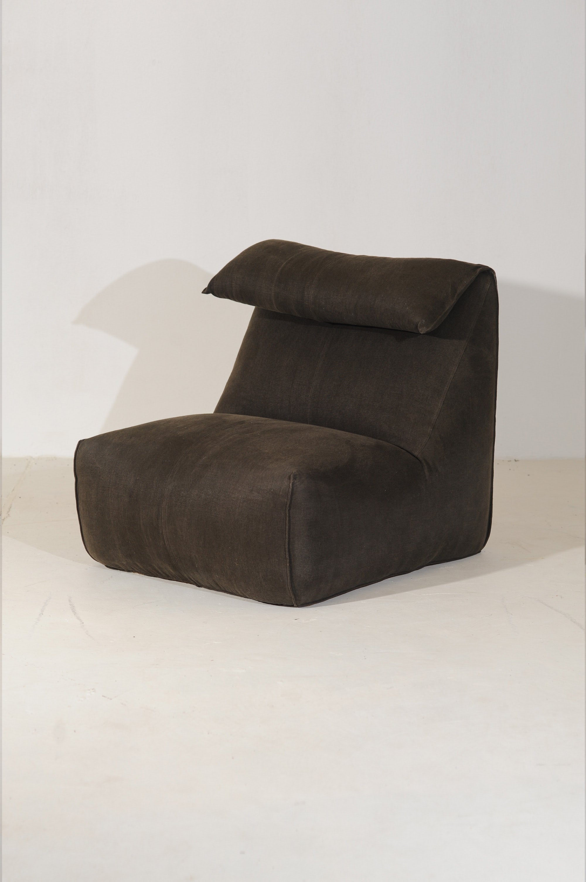 Rare Le Bambole Set of Lounge Chairs by Mario Bellini for B&B Italia, 1971 — side angle