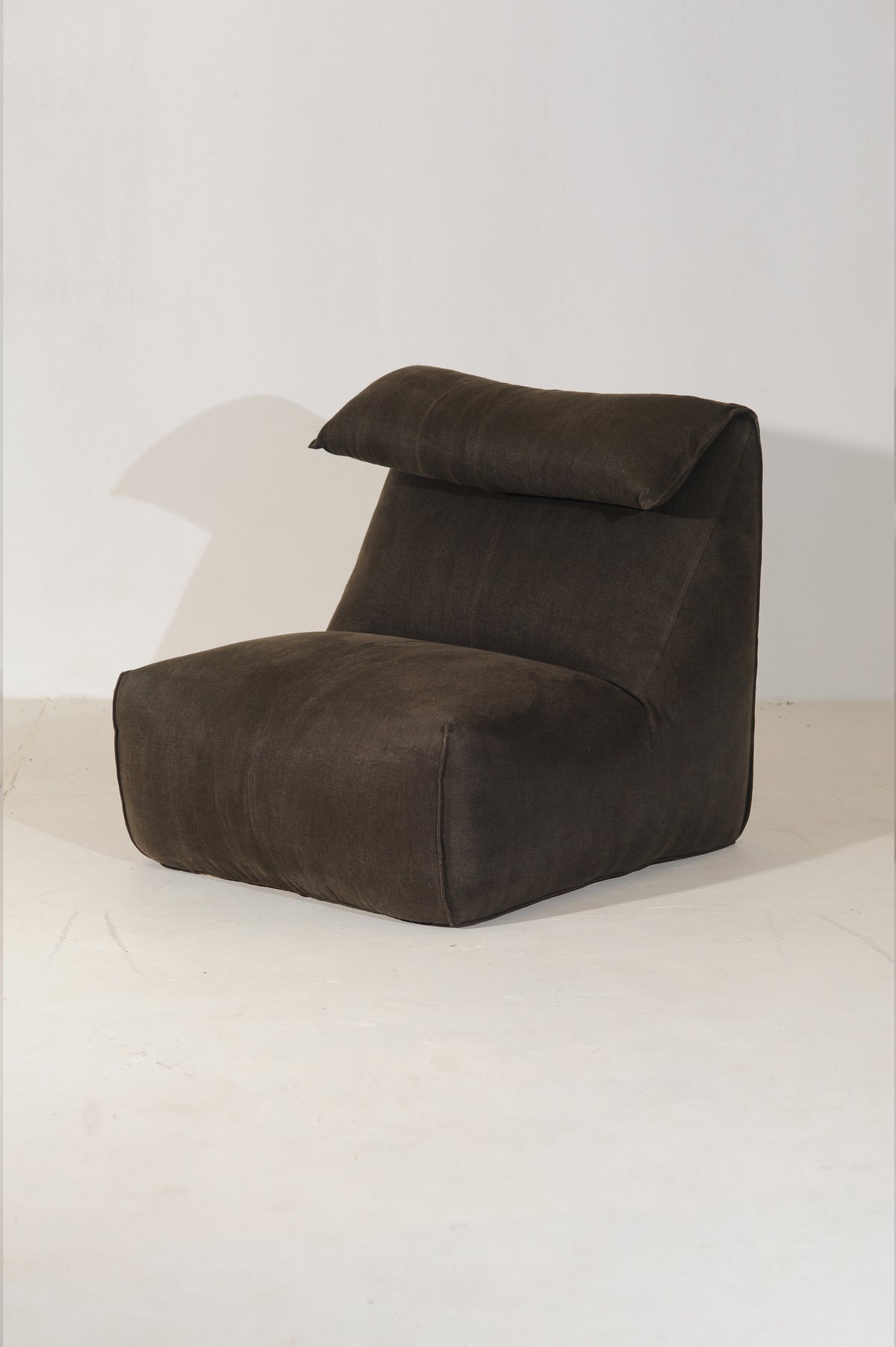 Rare Le Bambole Set of Lounge Chairs by Mario Bellini for B&B Italia, 1971 — lifestyle setting