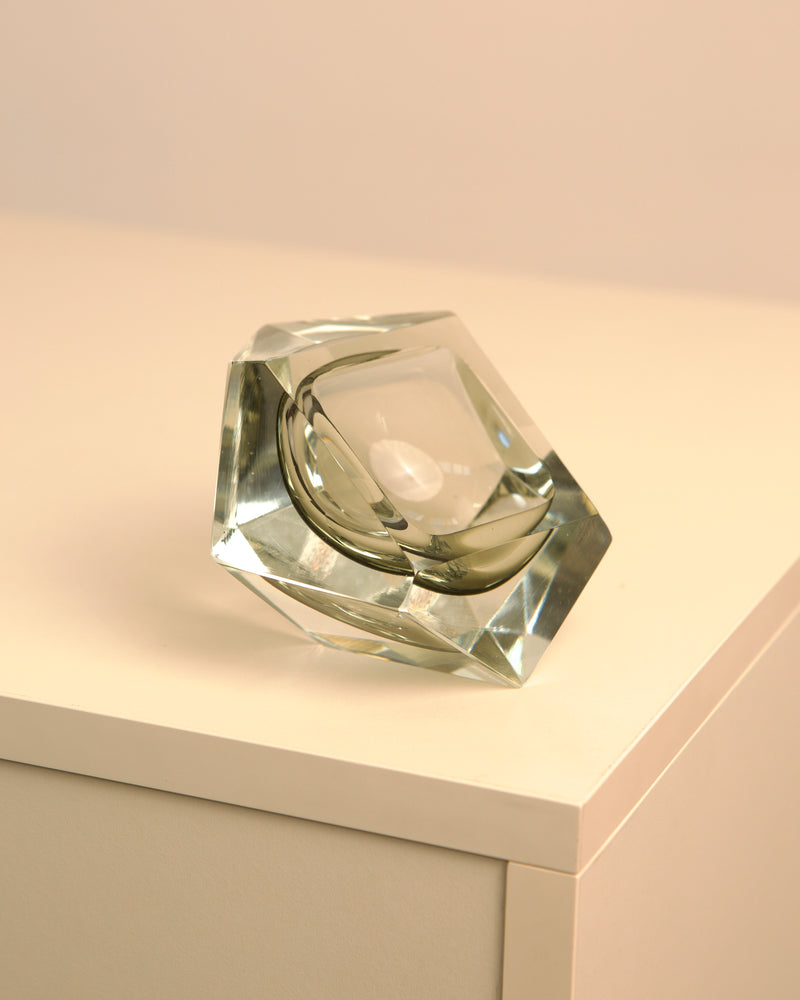 Murano glass vide-poche by Flavio Poli angular detail view