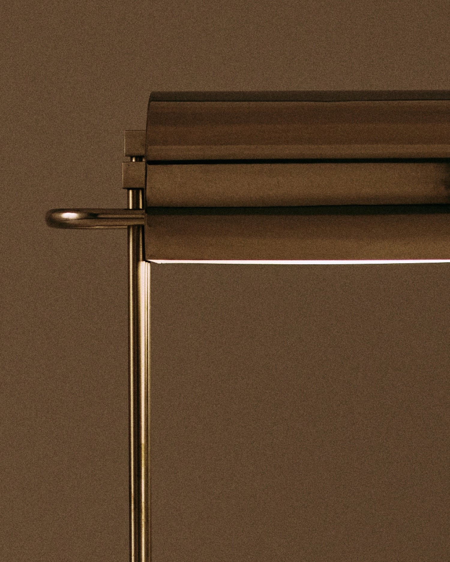 Marcel Breuer Art Deco Lamp, Paris 1925 — lifestyle setting