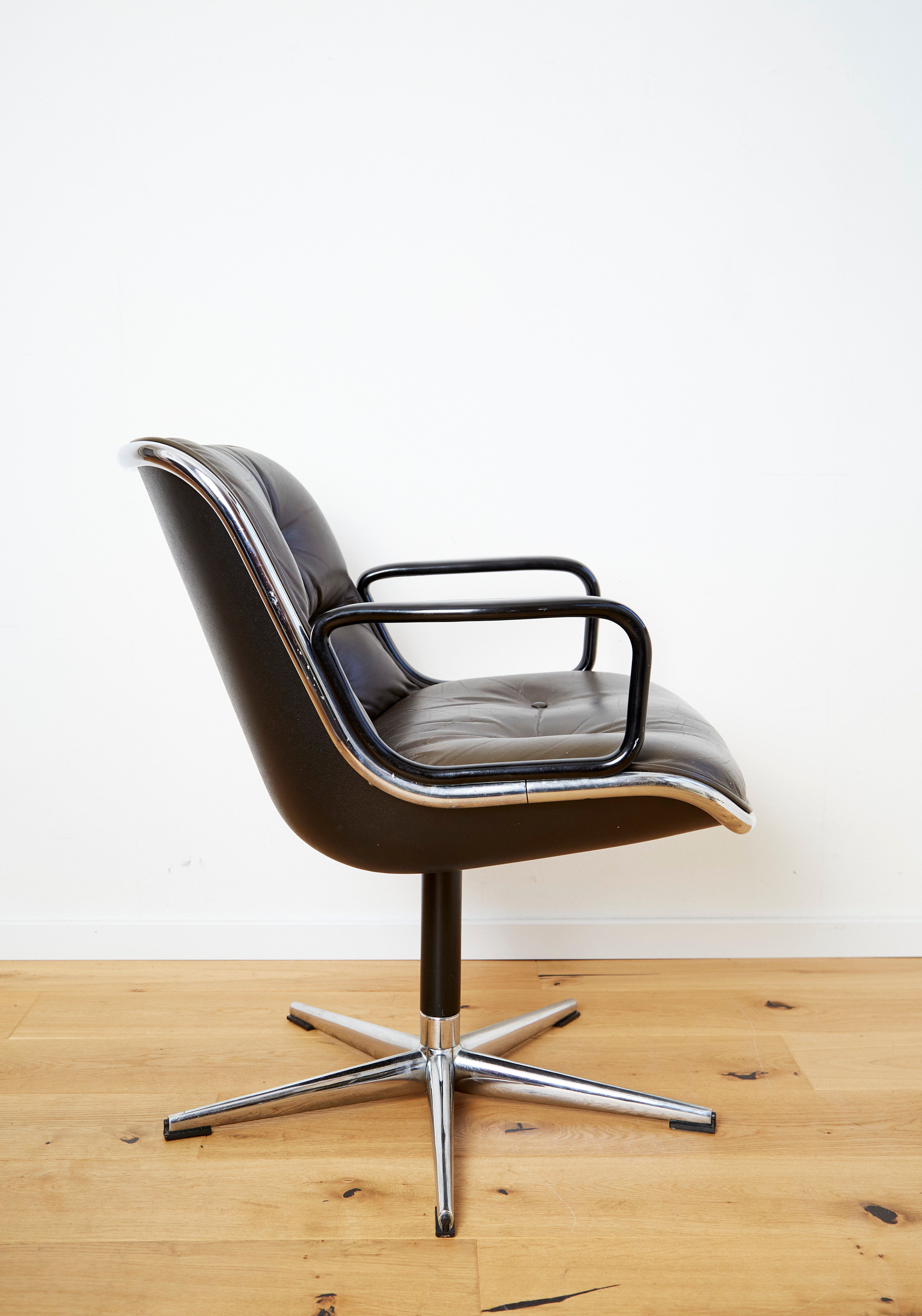 shirakawa POLLOCK chair ① Chair Charles Pollock Executive Chair for Knoll Internationa
