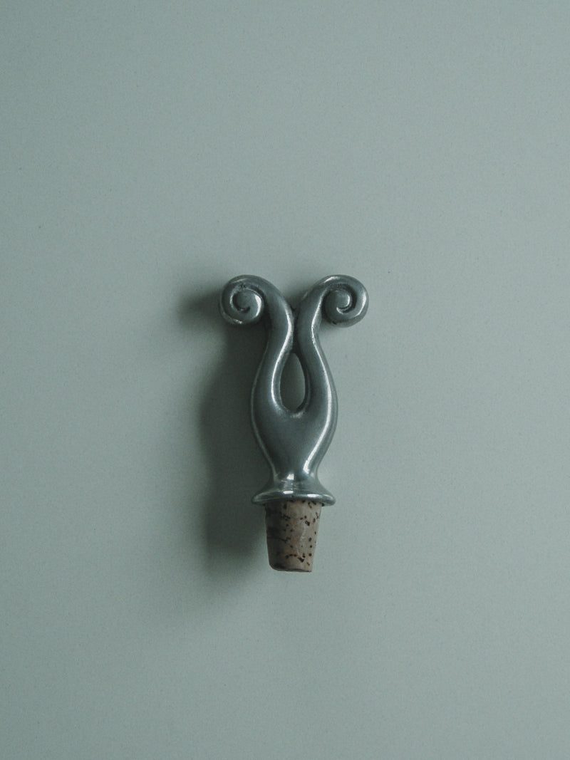 Aluminum Bottle Stopper by Tafelgeluk | The Oblist