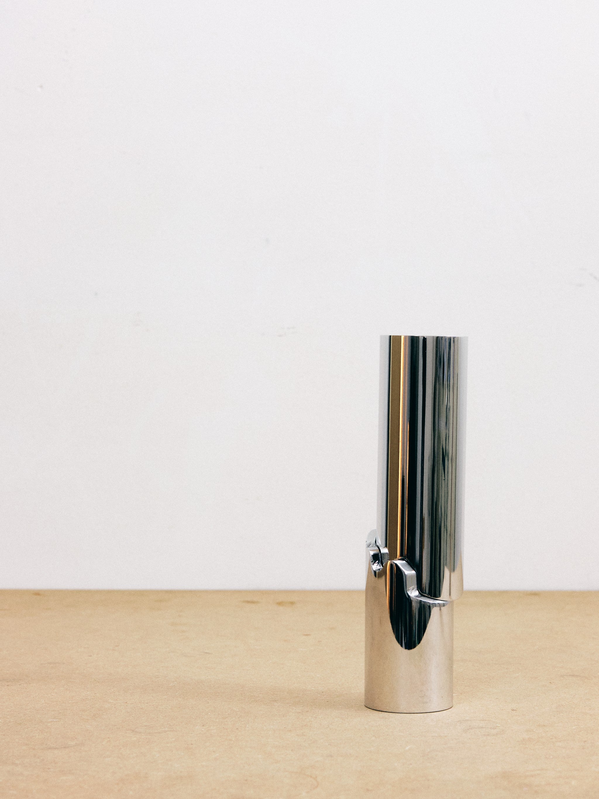 Omphalos Candle Holder — close-up