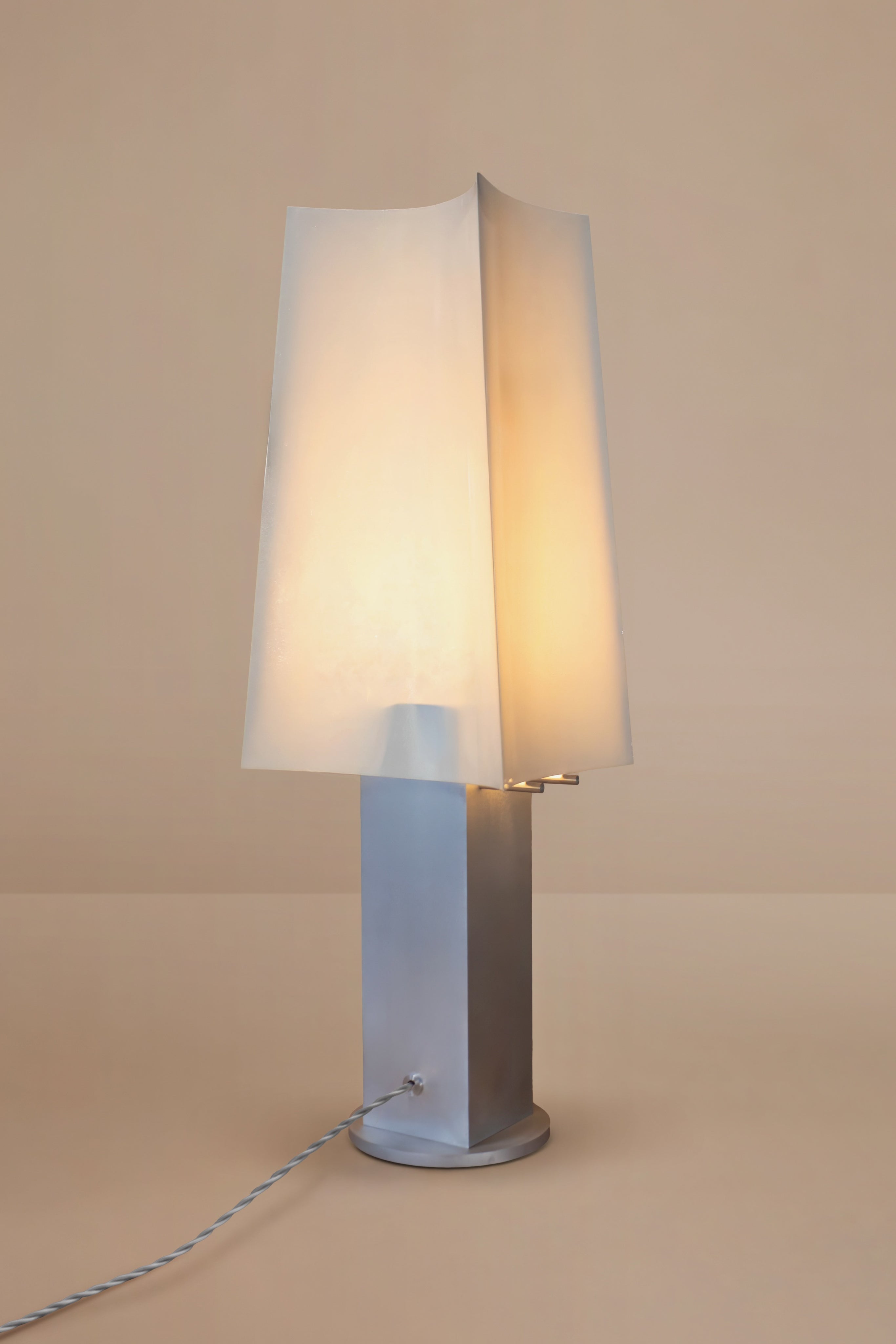 Soft Ply Table Lamp (Lacquered Paper) — close-up