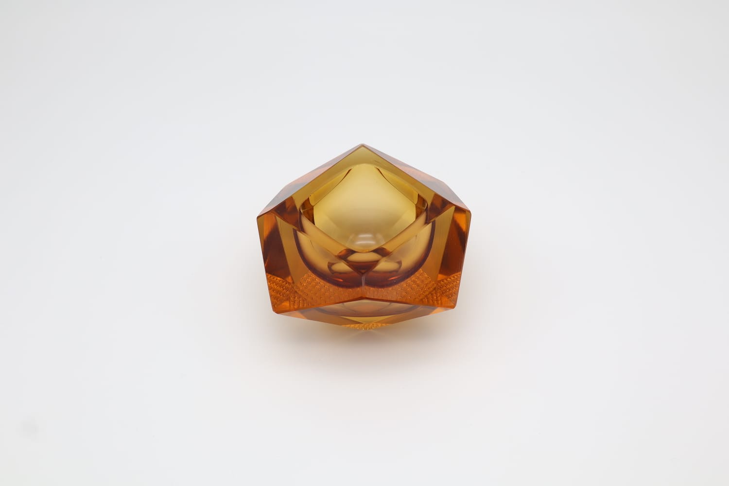 Faceted 'Sommerso' Murano Glass Ashtray by Flavio Poli for Seguso, 1960s — side angle