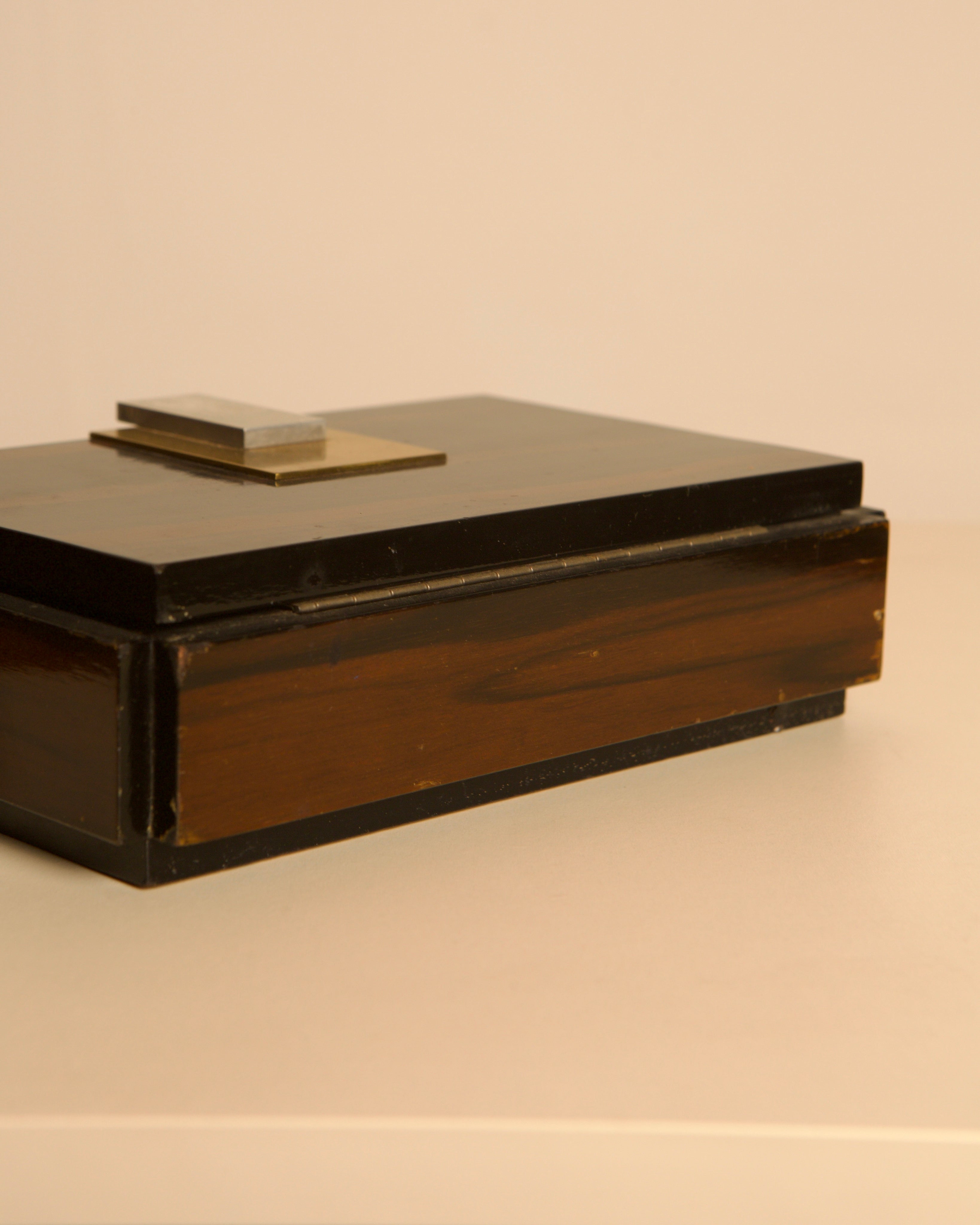 Italian Art Deco box in rosewood, metal and brass 1930's — alternate view