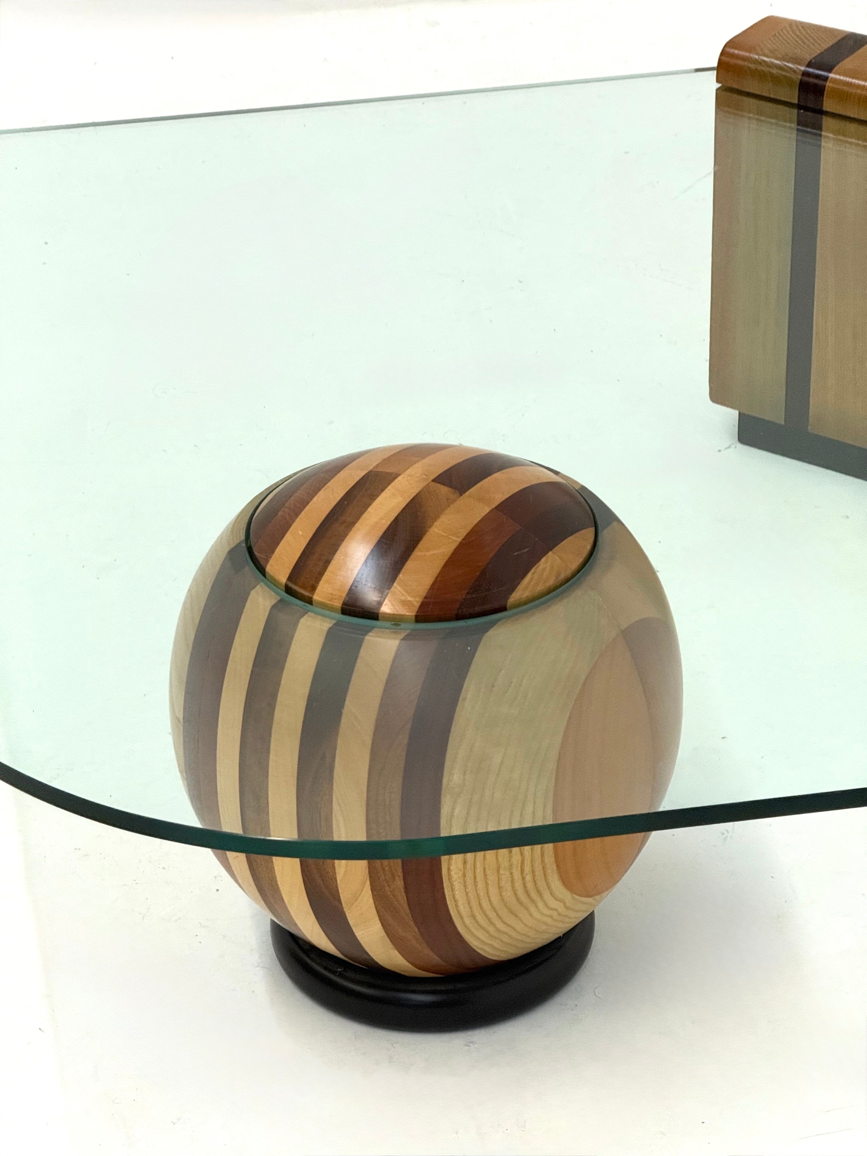 Vintage Metafora coffee table by Massimo & Lella Vignelli for Casigliani — in context