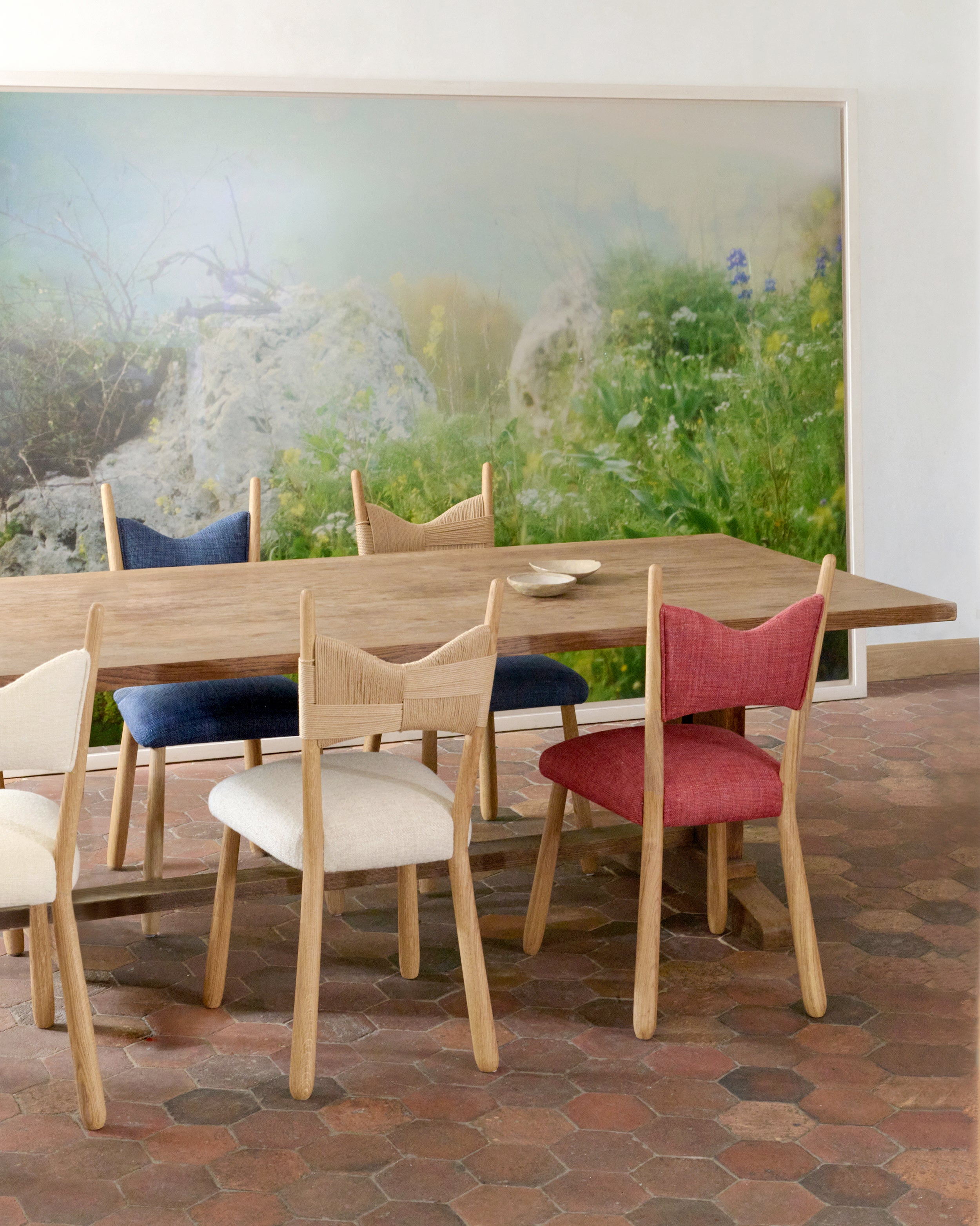 Perícia Dining chair — in context