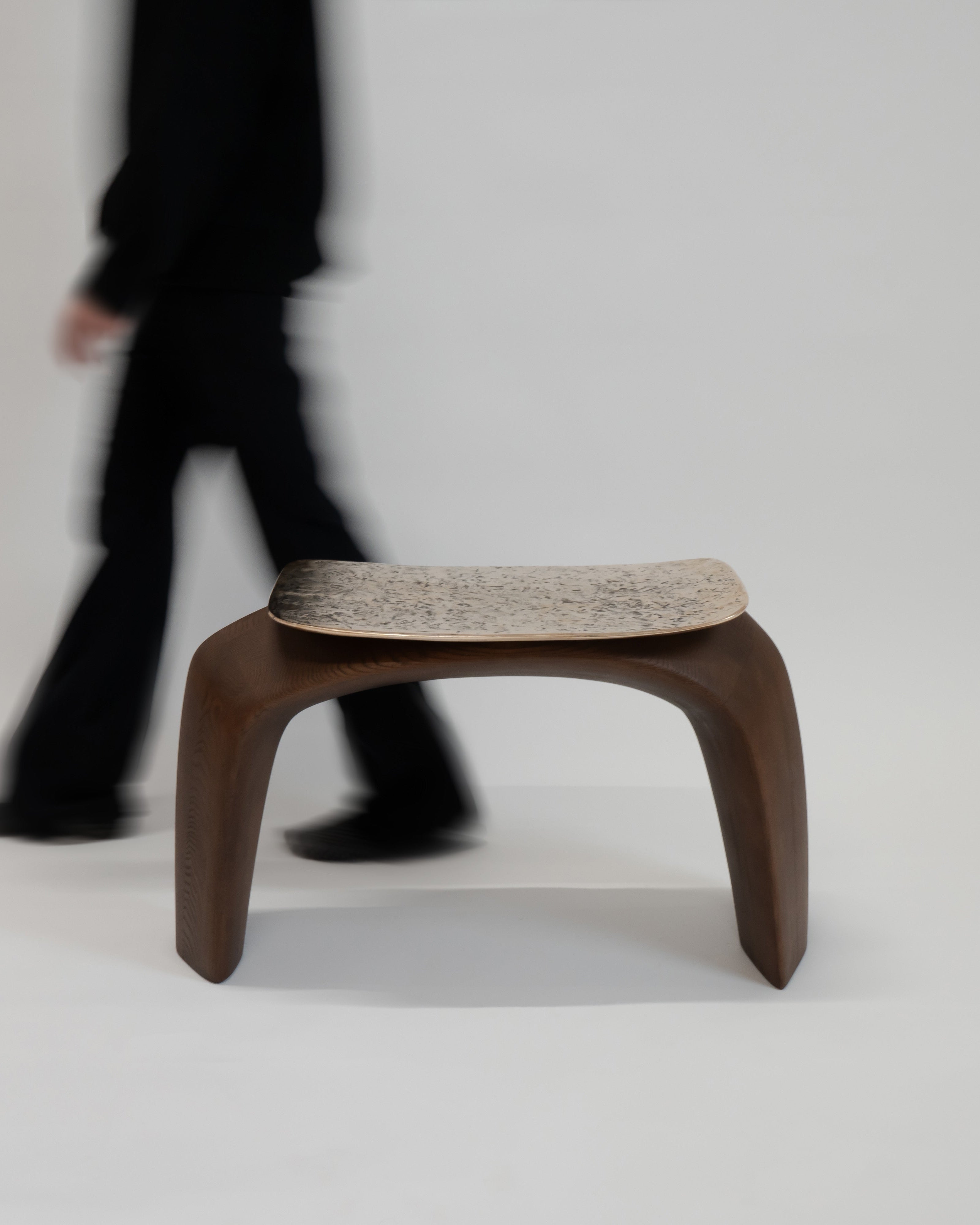 BAYOU V1 stool in carved solid wood with cast bronze seat