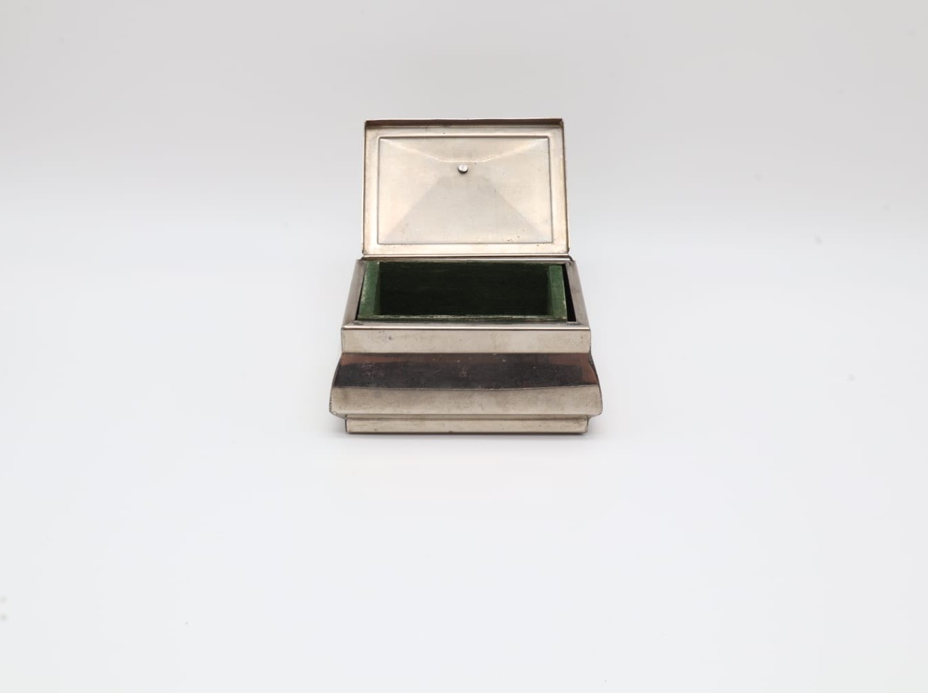 Art Deco Chrome-Plated Box with Bakelite Knob – Netherlands, c. 1930 — side angle