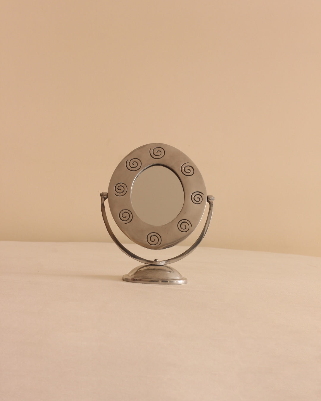 70's Vanity Mirror — detail view