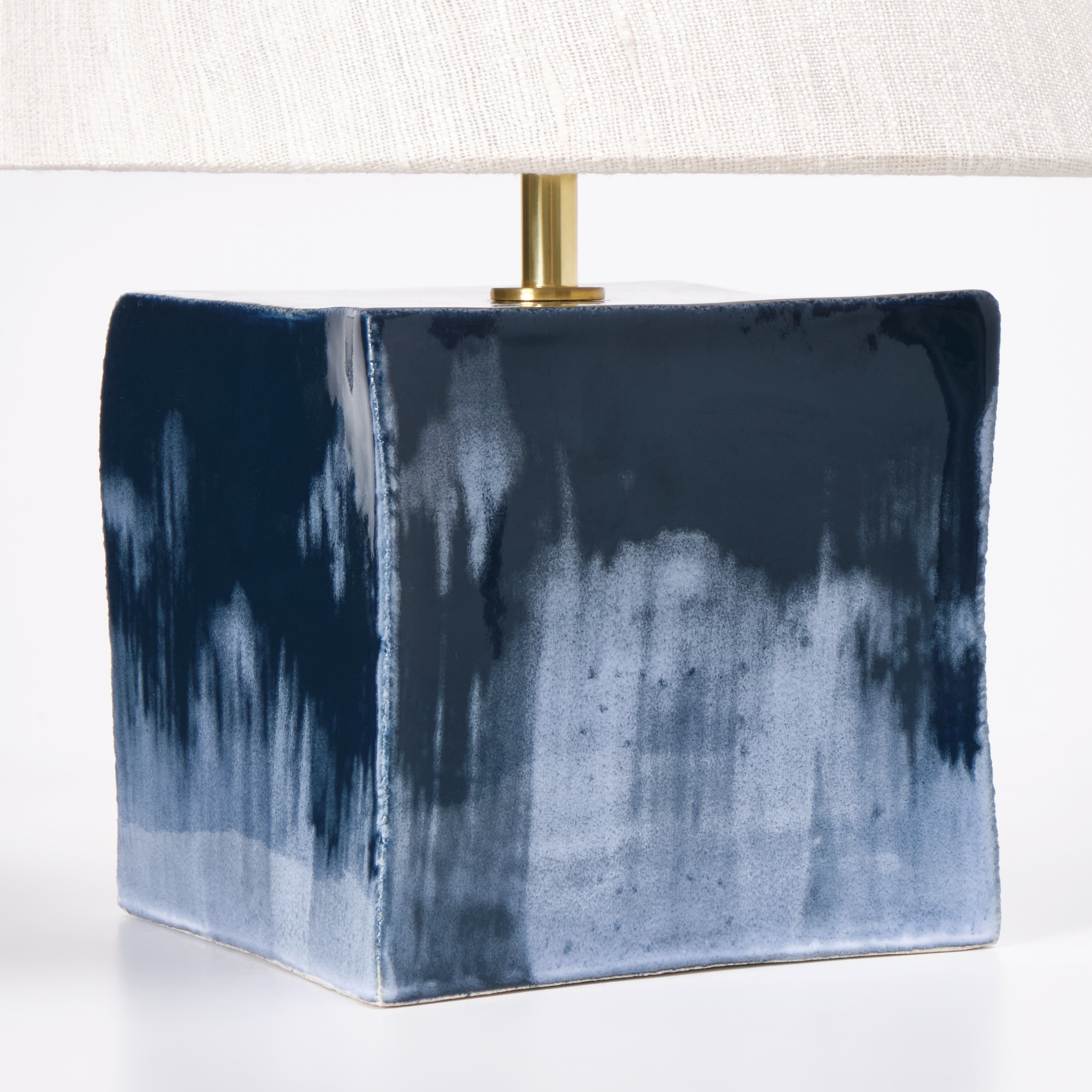 Arouca Table Light Jade — side view of ceramic base in blue