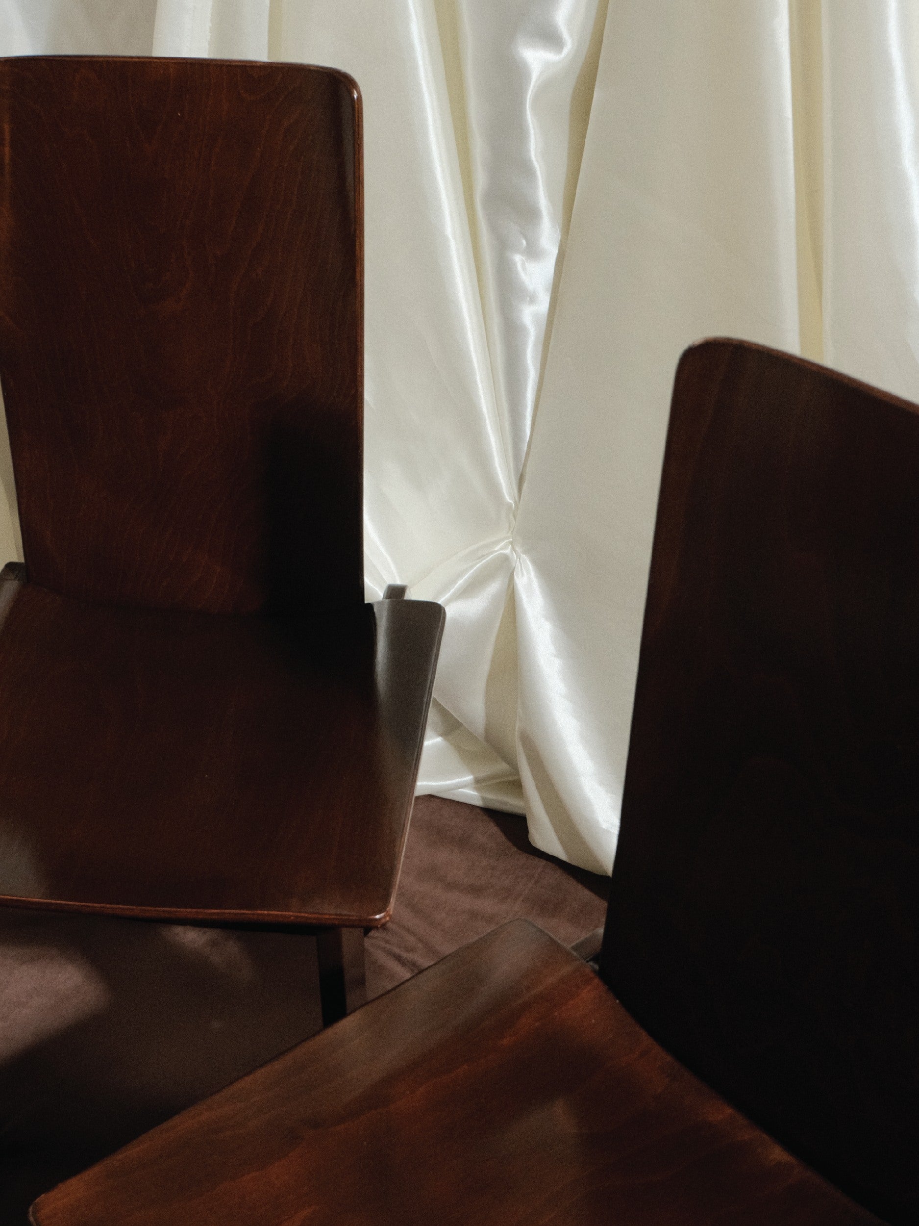 Carlo Scarpa Set of 4 Dining Wood Chairs — side angle