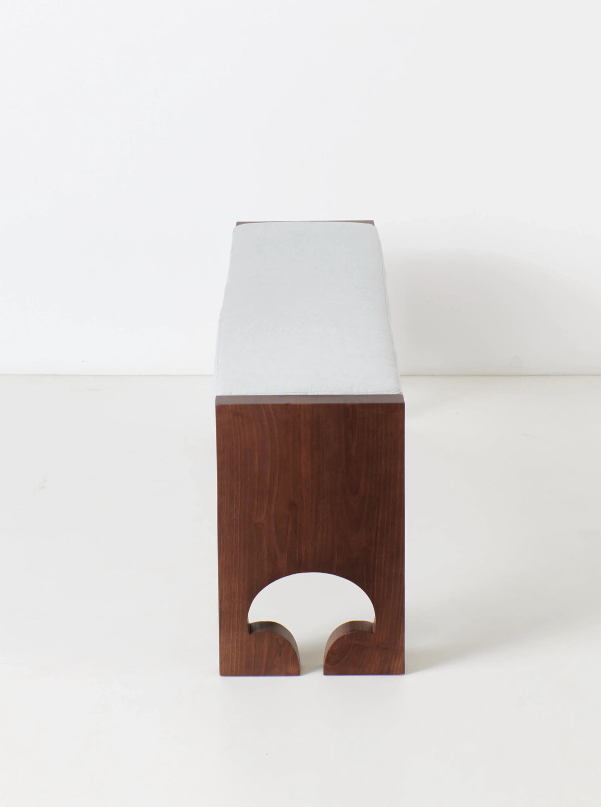 Quinta Bench — close-up