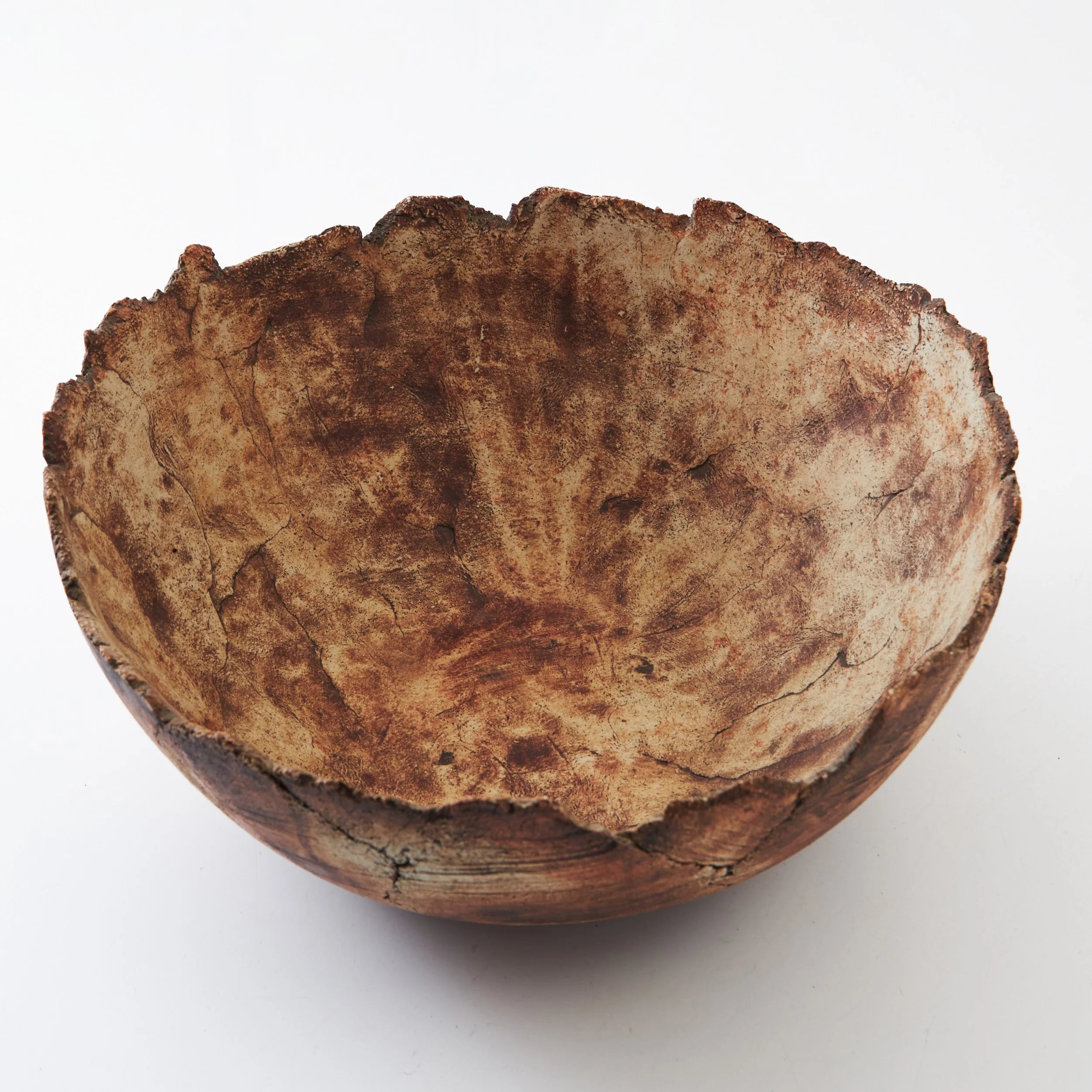 Very large stoneware bowl by Ulla Viotti — detail view